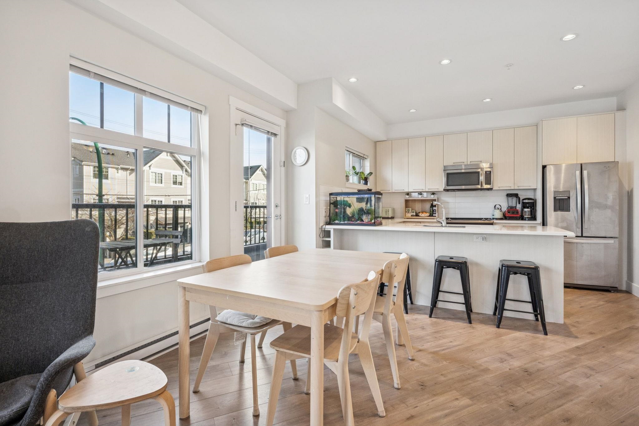 205 7180 BARNET ROAD Unit: 205