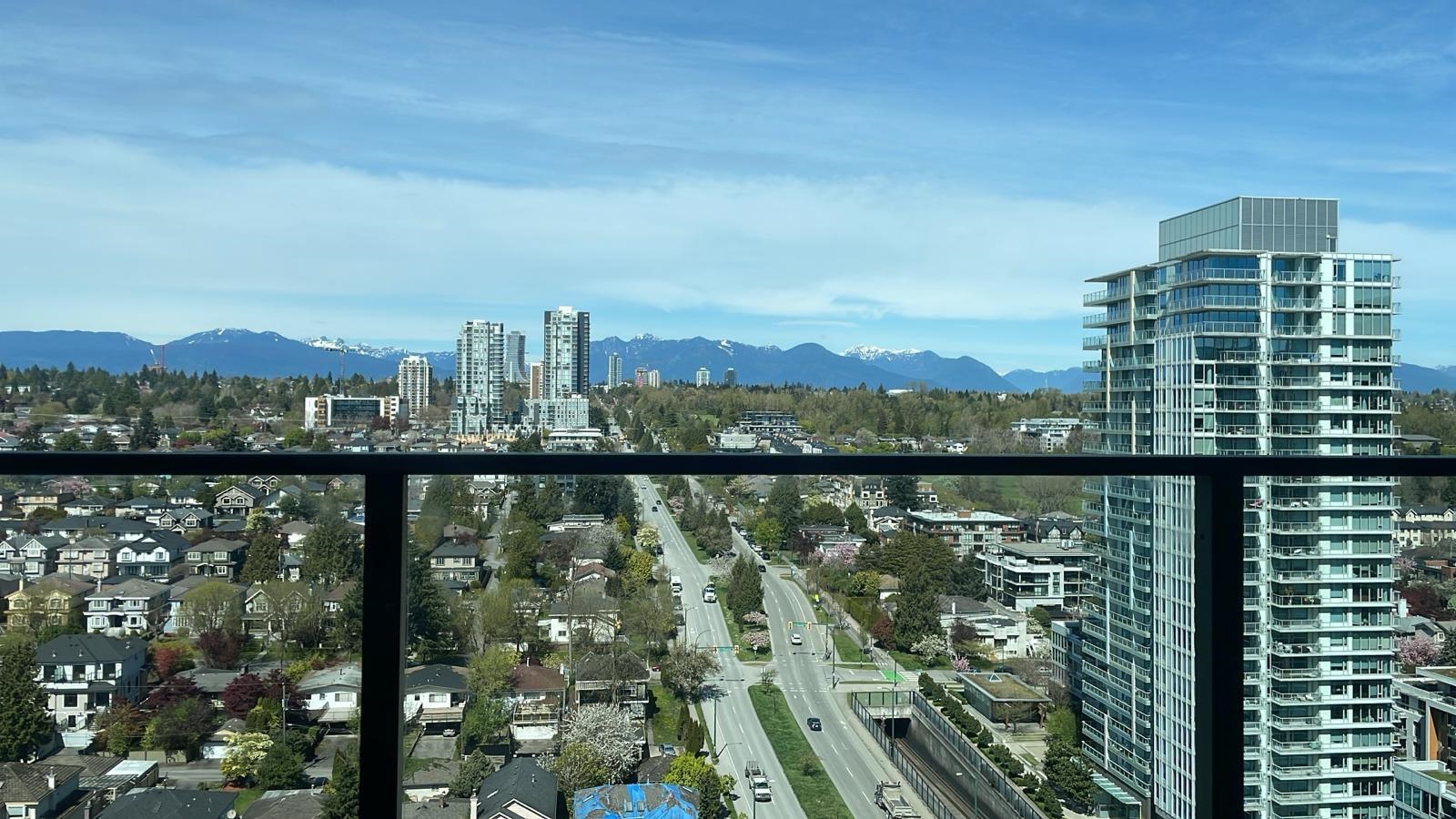 2004 8189 CAMBIE STREET Unit: 2004