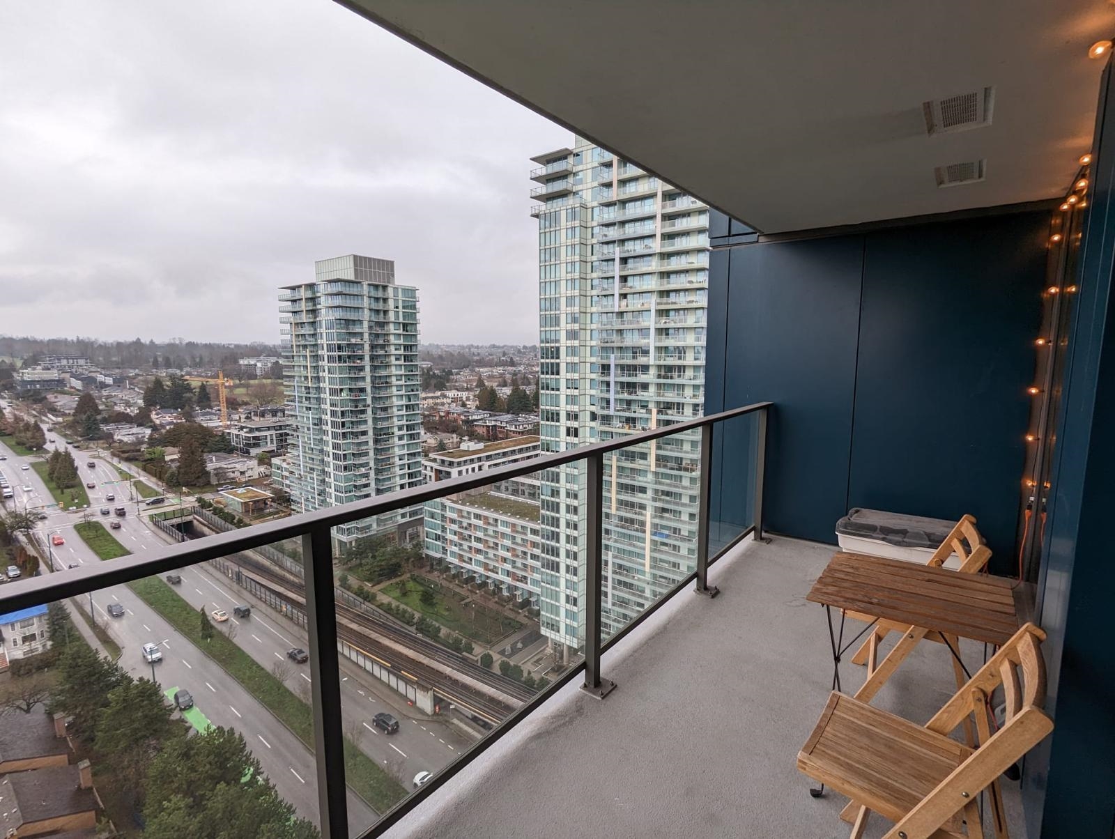 2004 8189 CAMBIE STREET Unit: 2004