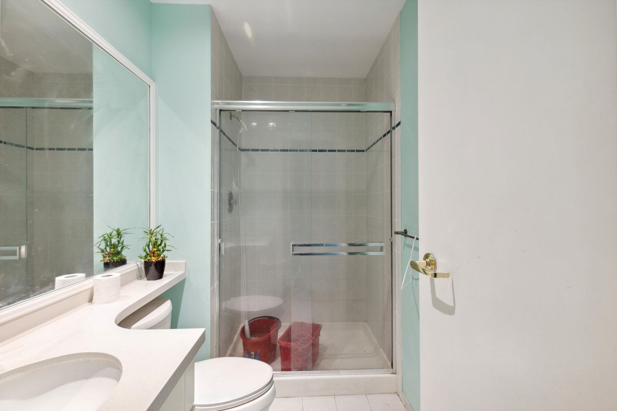 309 7368 ROYAL OAK AVENUE Unit: 309