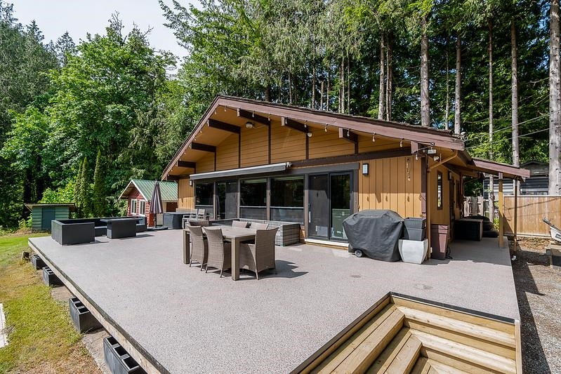 1680 COLUMBIA VALLEY ROAD
