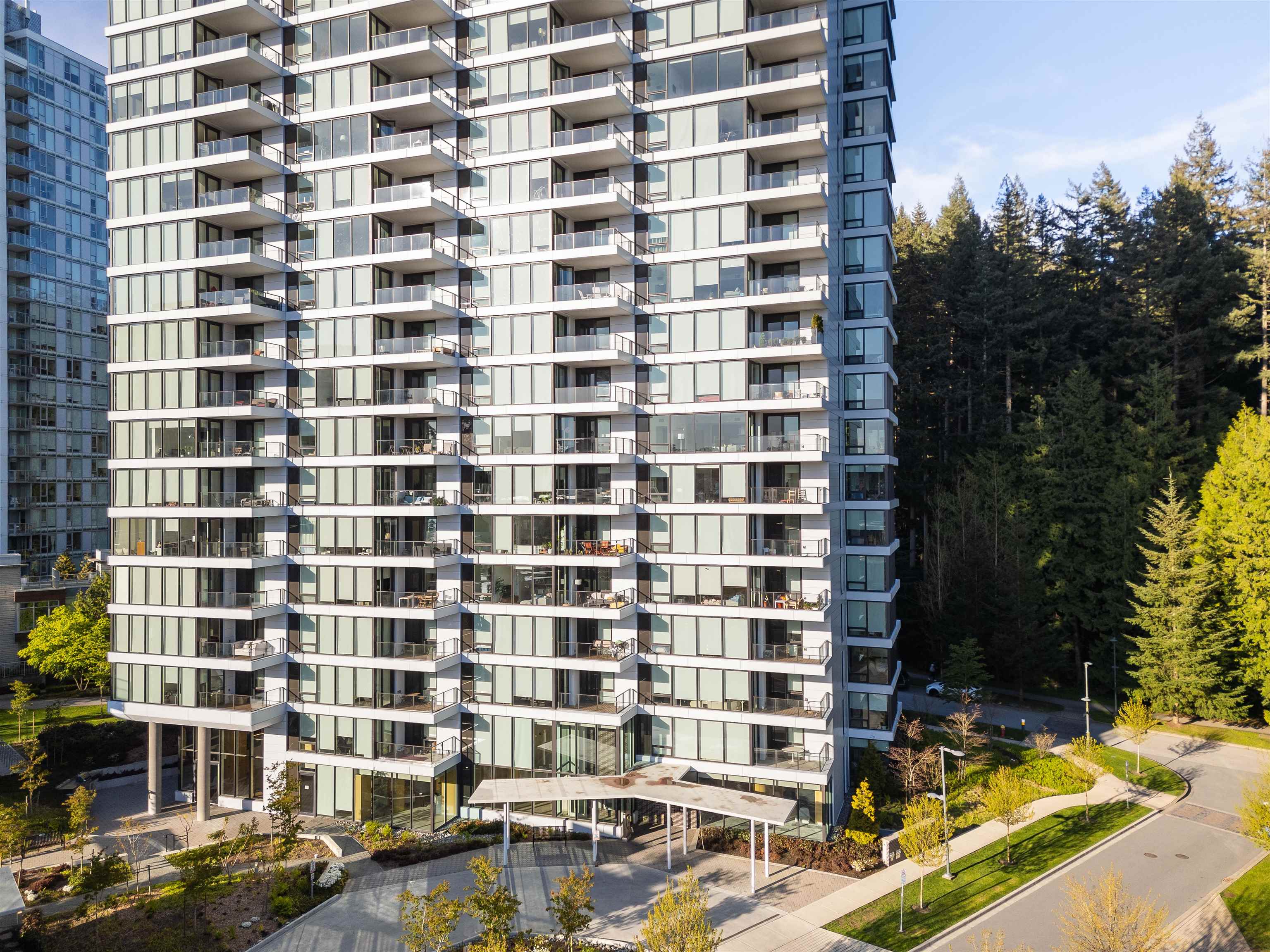 2004 5629 BIRNEY AVENUE Unit: 2004