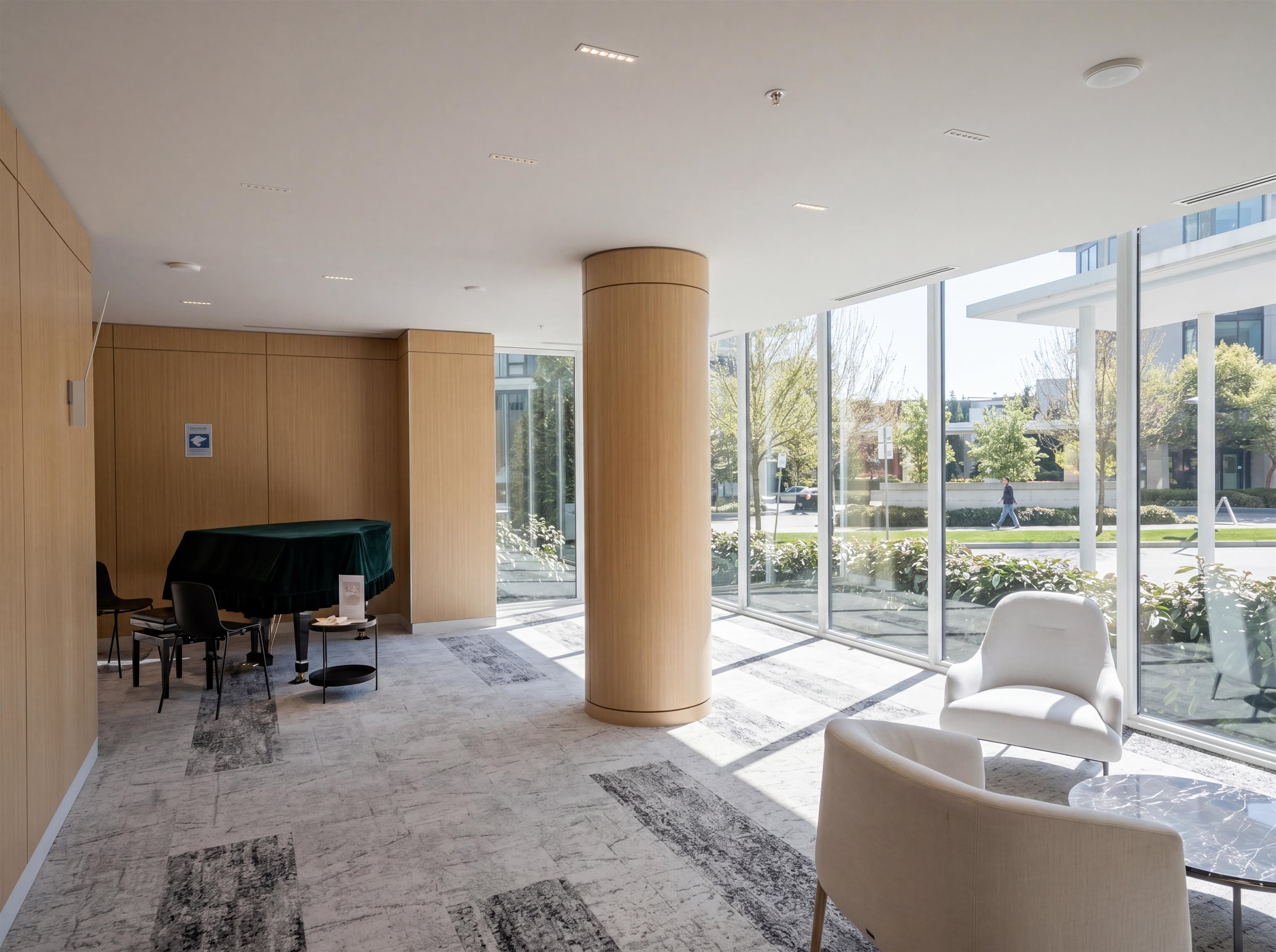2004 5629 BIRNEY AVENUE Unit: 2004