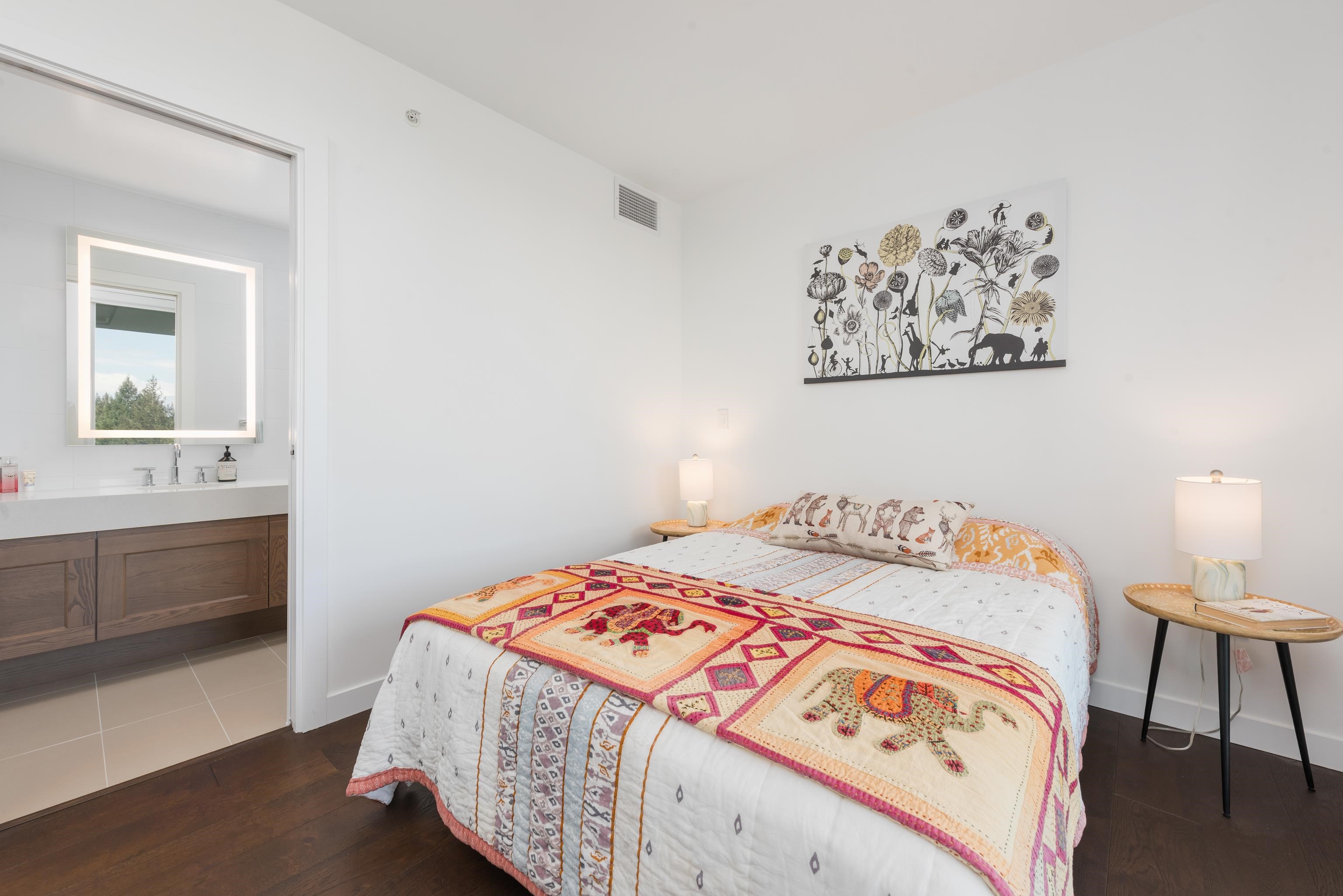 2004 5629 BIRNEY AVENUE Unit: 2004