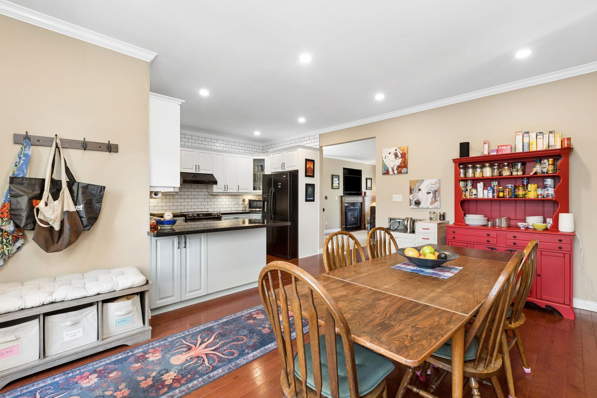 250 E 17TH STREET
