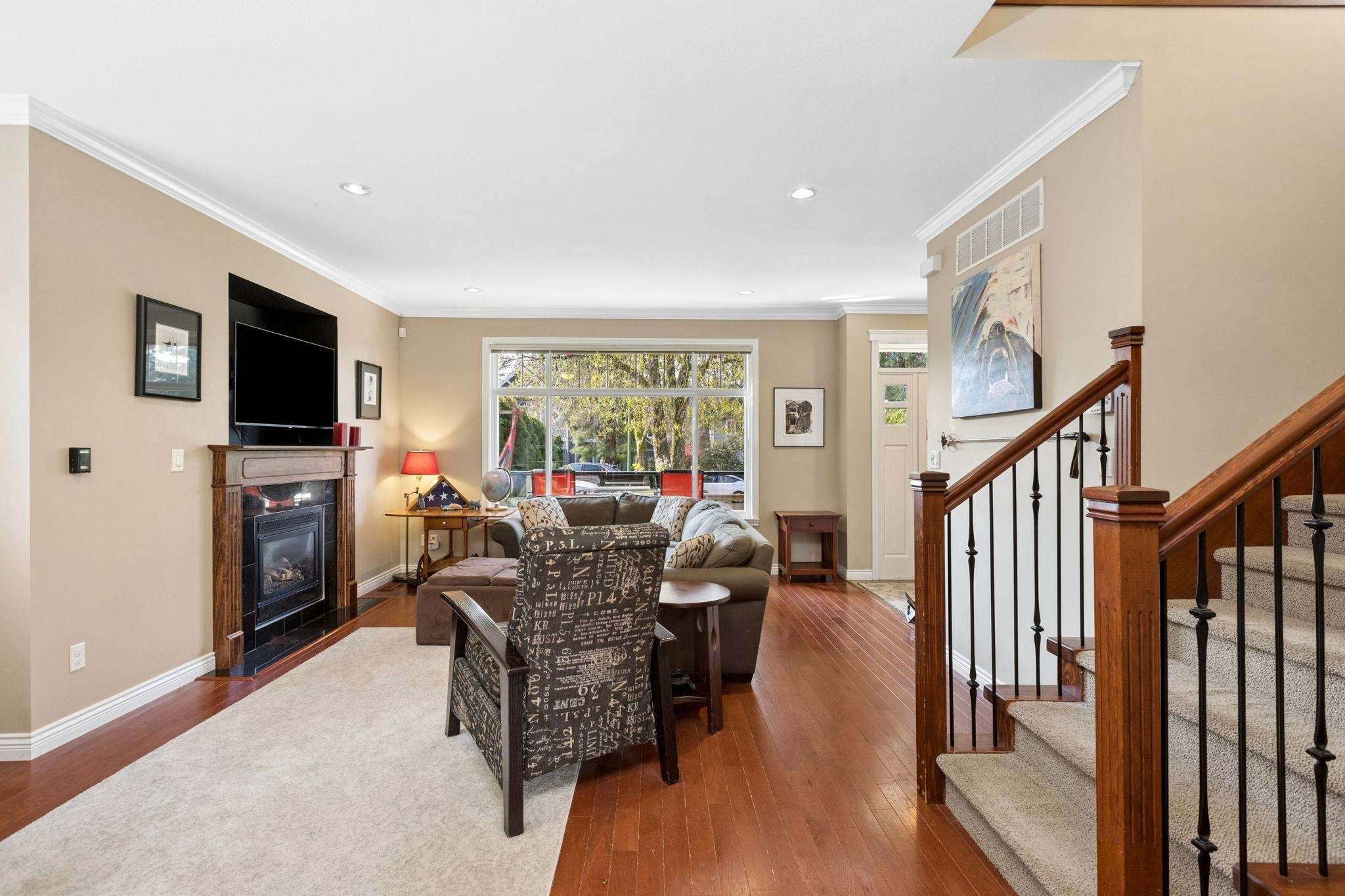 250 E 17TH STREET