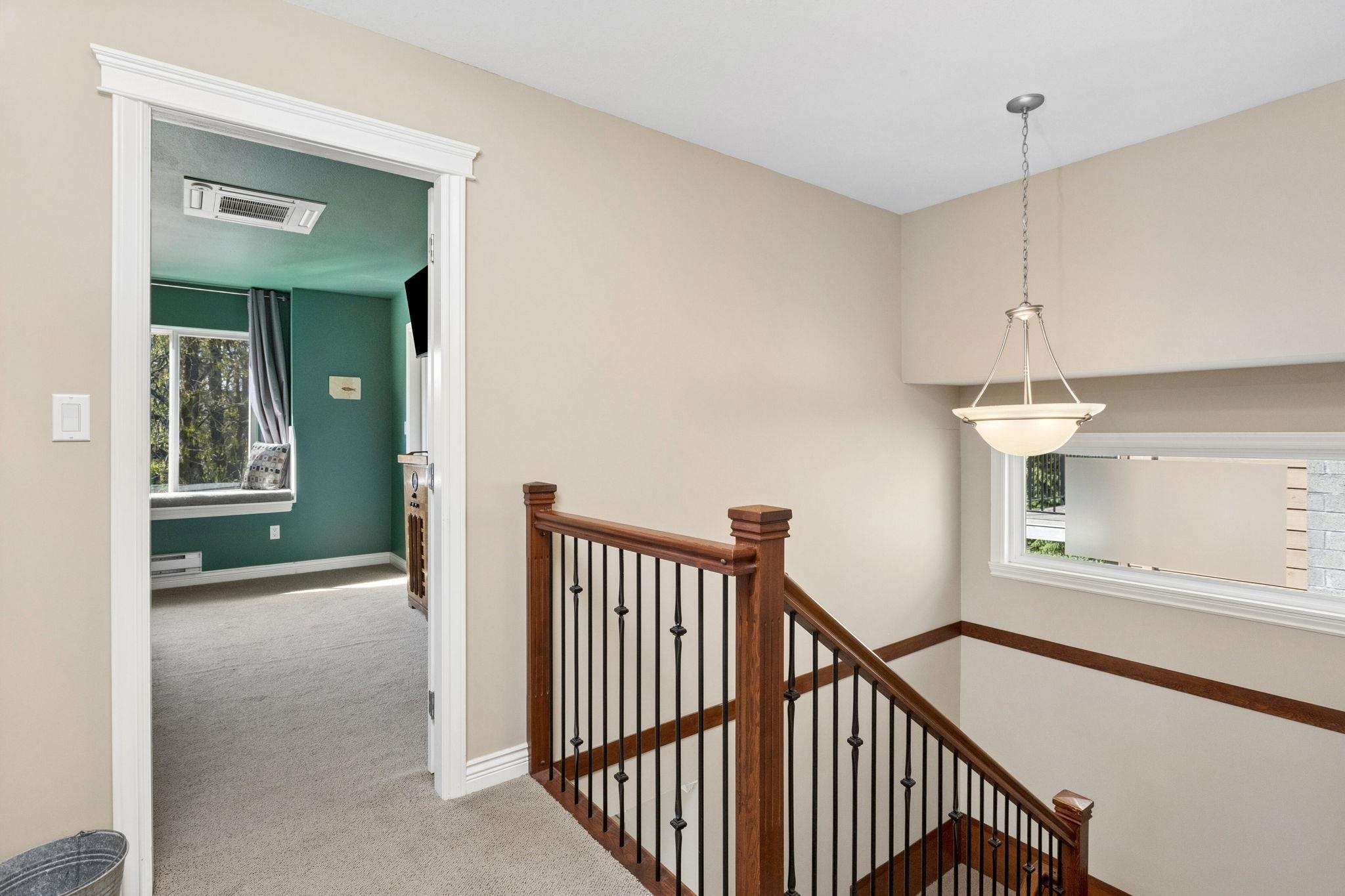 250 E 17TH STREET