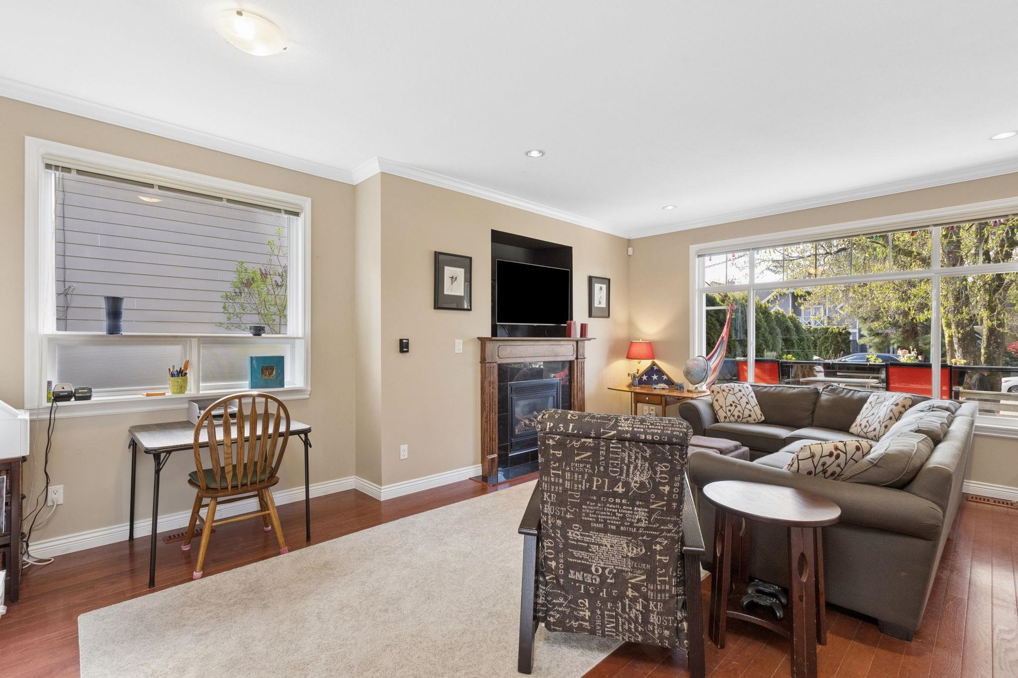 250 E 17TH STREET