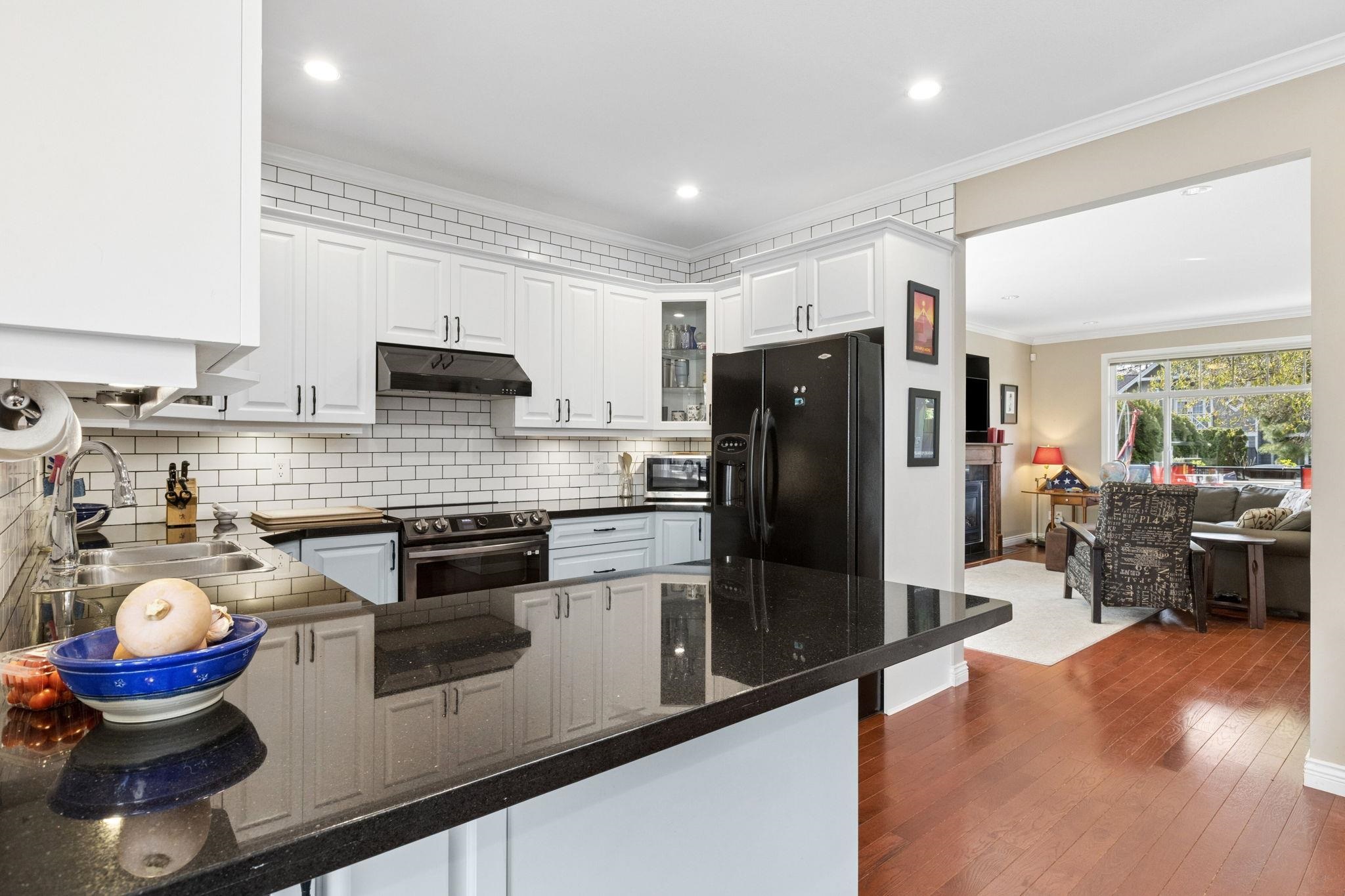 250 E 17TH STREET