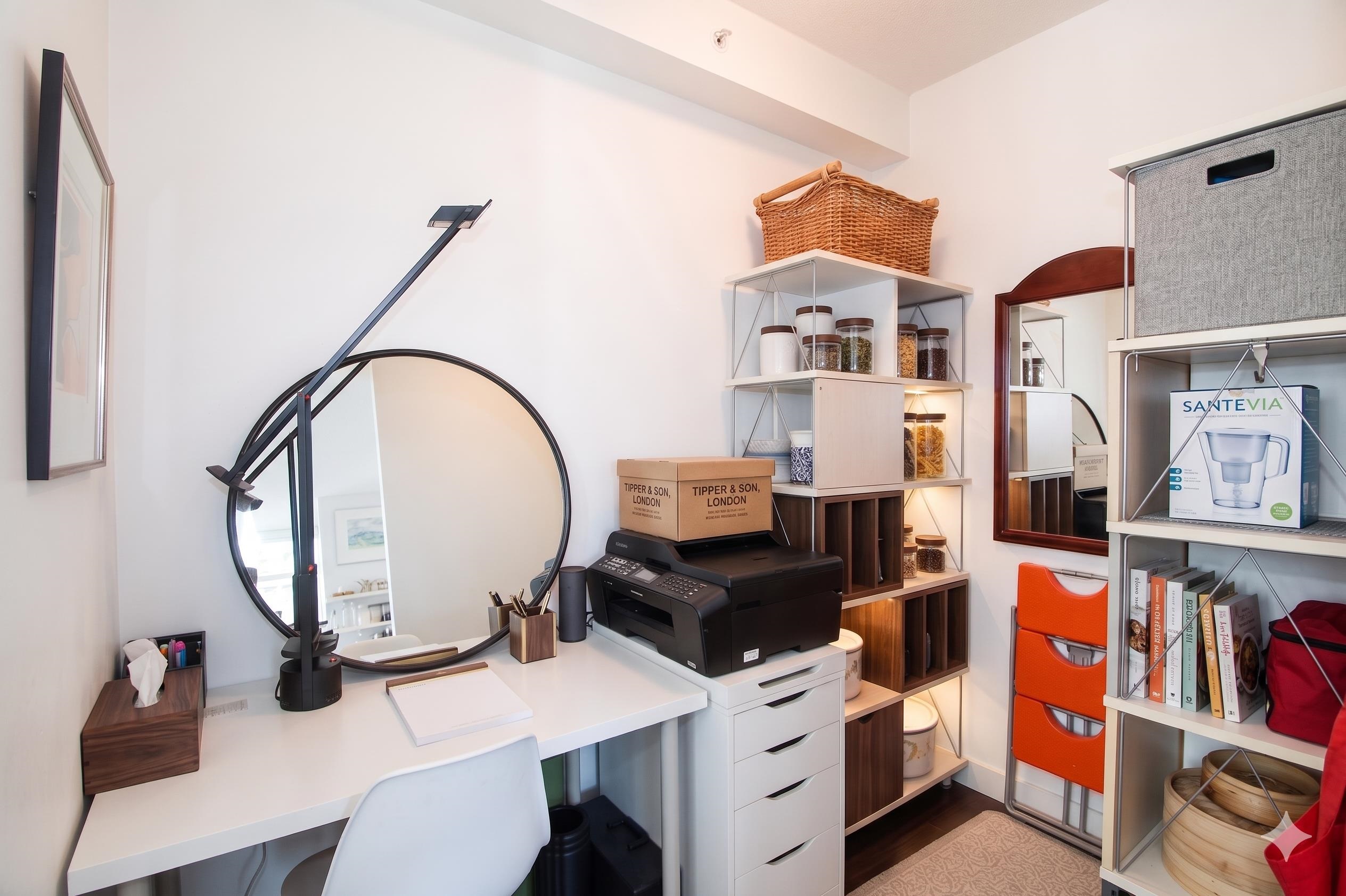 402 480 ROBSON STREET Unit: 402
