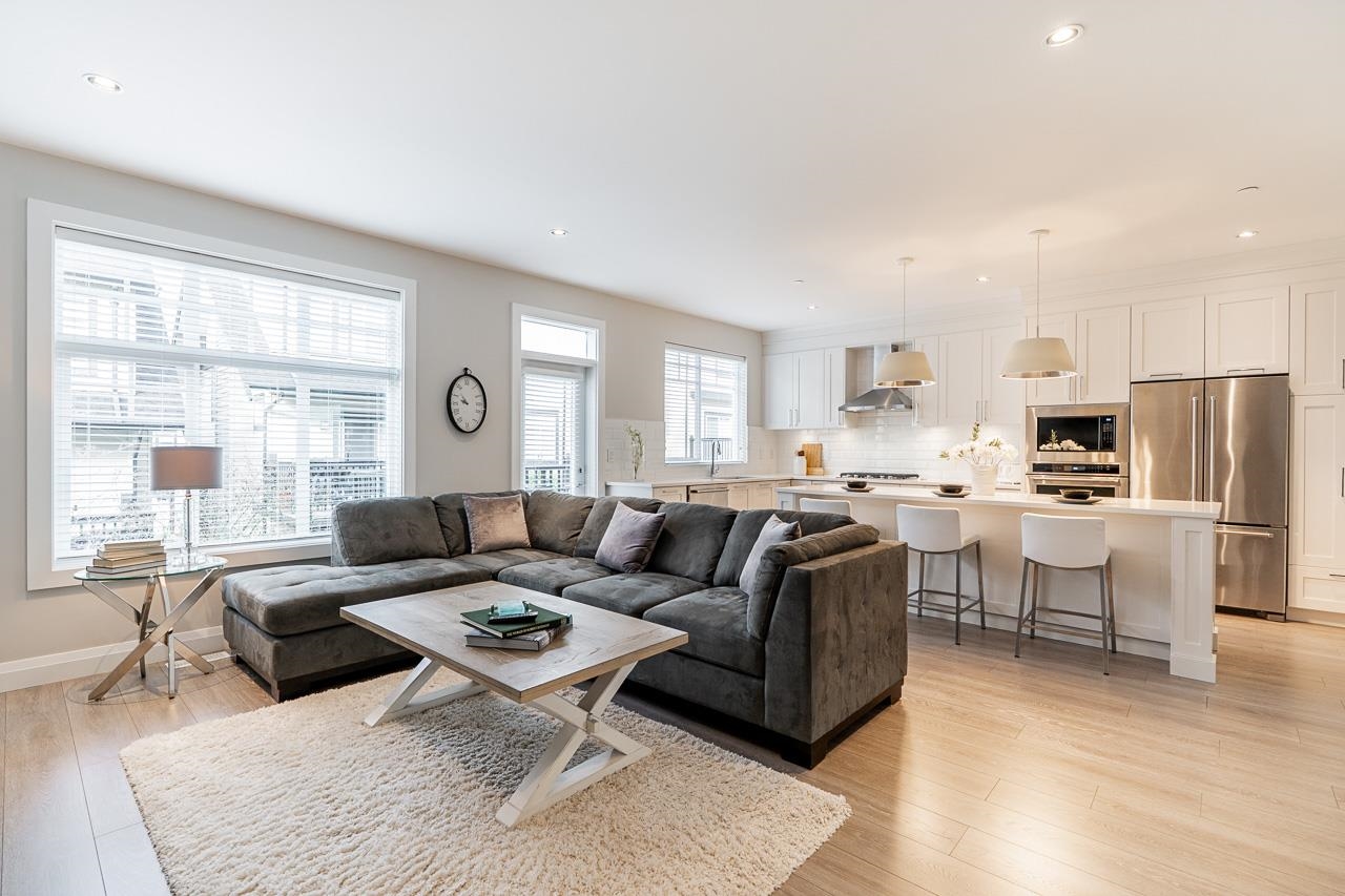 22 19938 70 AVENUE Unit: 22