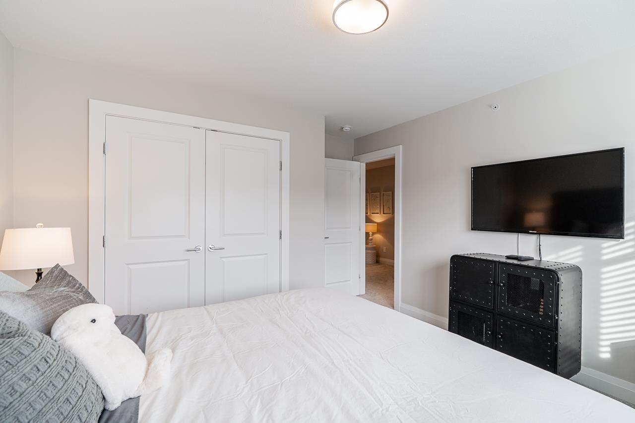 22 19938 70 AVENUE Unit: 22