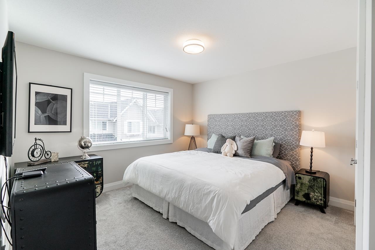 22 19938 70 AVENUE Unit: 22