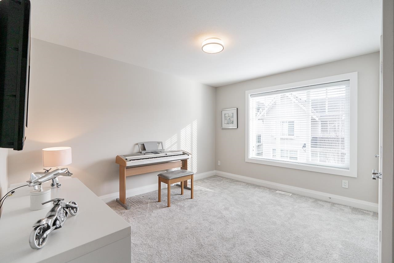 22 19938 70 AVENUE Unit: 22