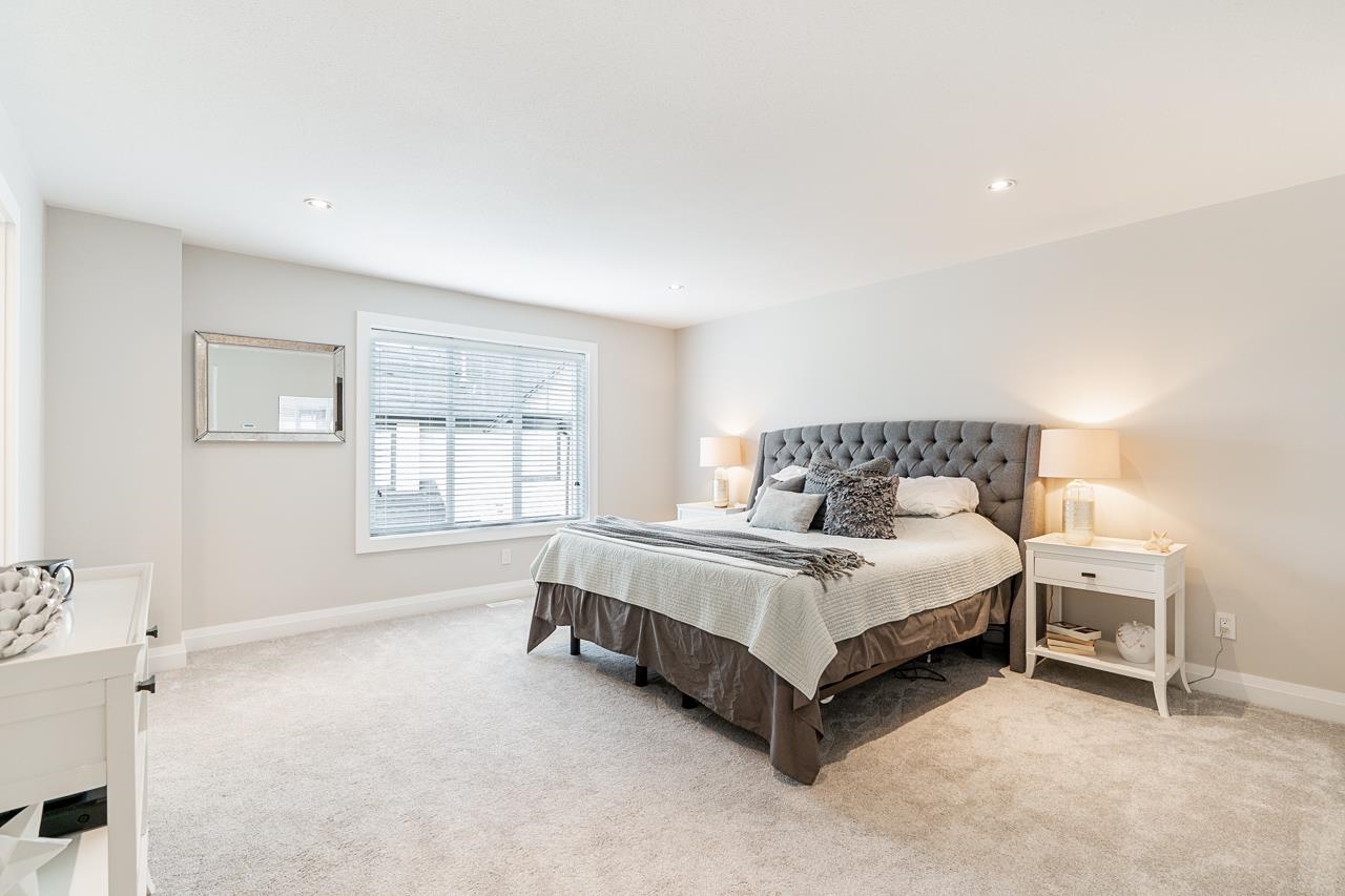 22 19938 70 AVENUE Unit: 22
