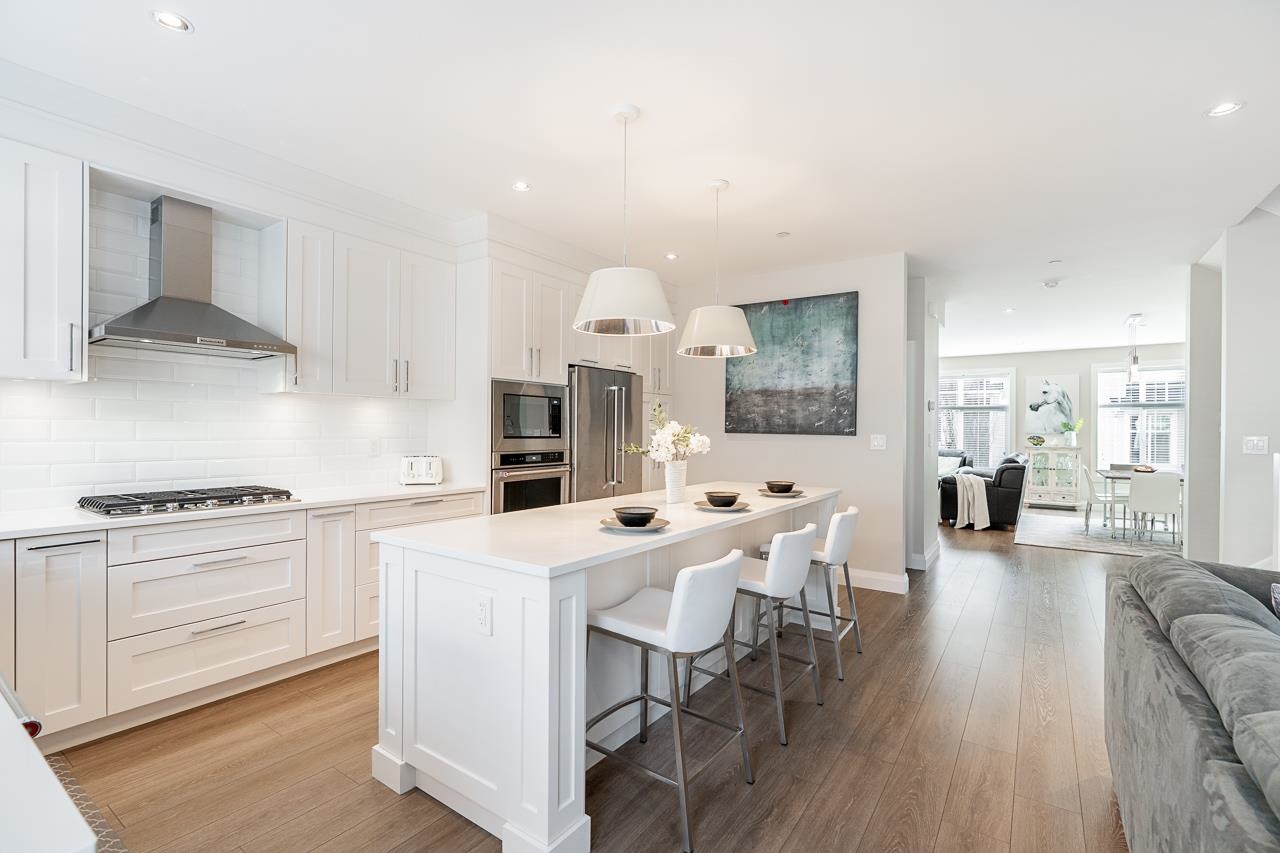 22 19938 70 AVENUE Unit: 22