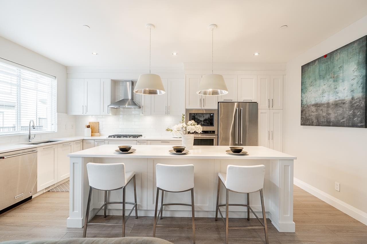 22 19938 70 AVENUE Unit: 22