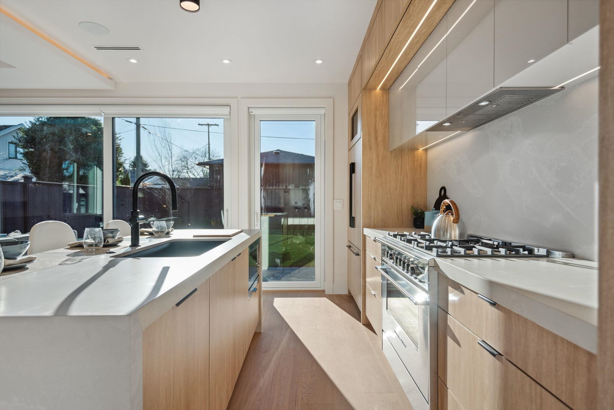 2 3620 W 20TH AVENUE Unit: 2
