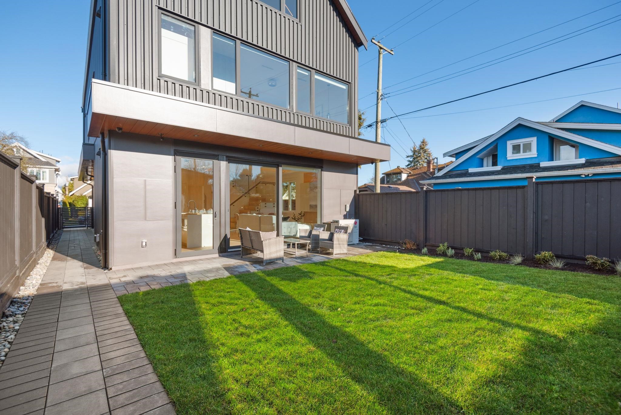 2 3620 W 20TH AVENUE Unit: 2