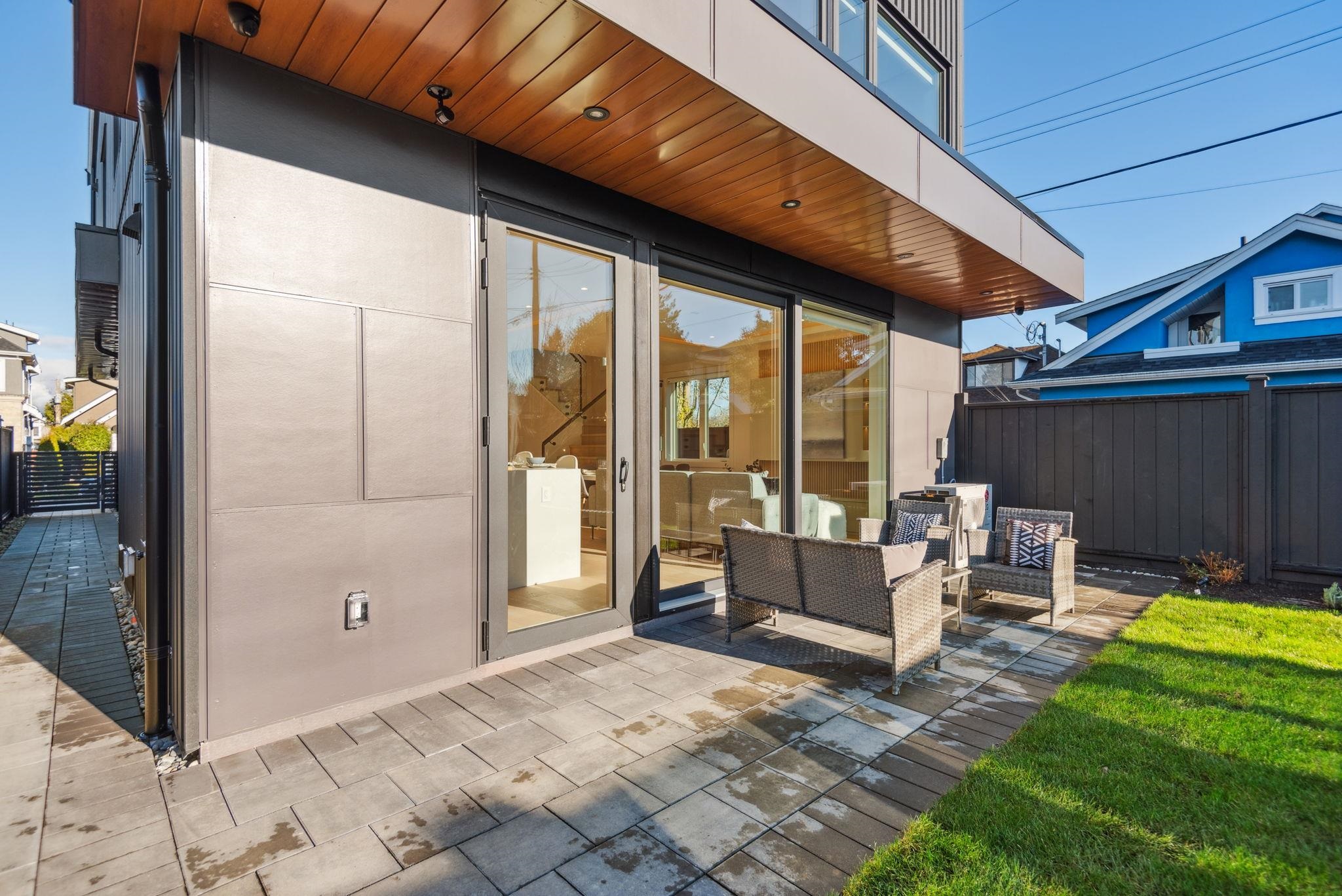 2 3620 W 20TH AVENUE Unit: 2