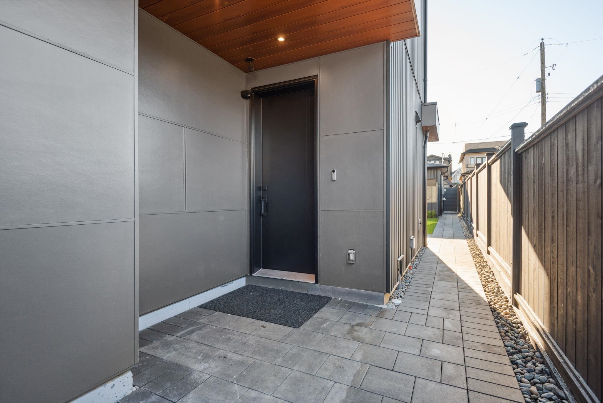 2 3620 W 20TH AVENUE Unit: 2