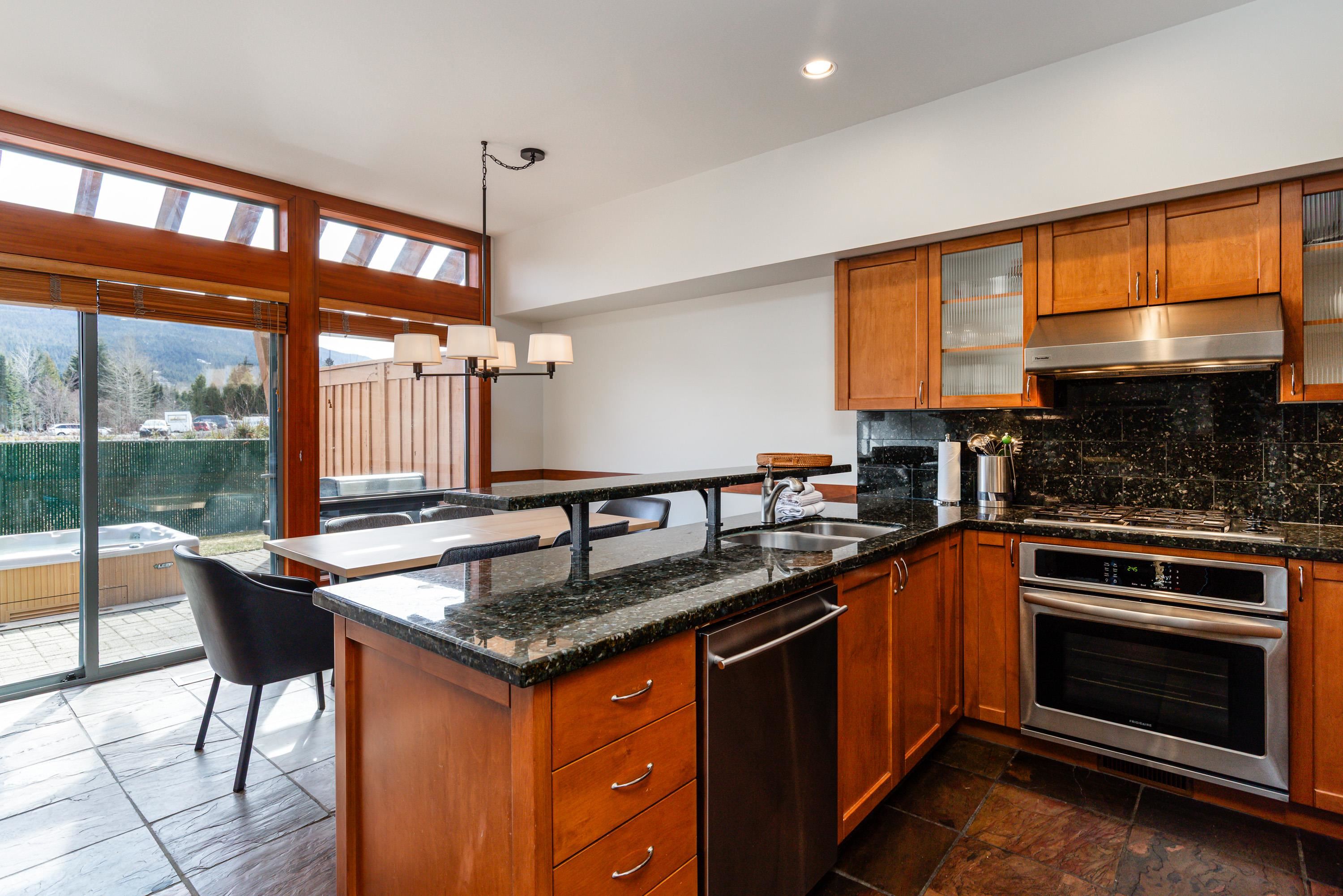 Week B 4726 SETTEBELLO DRIVE Unit: Week B