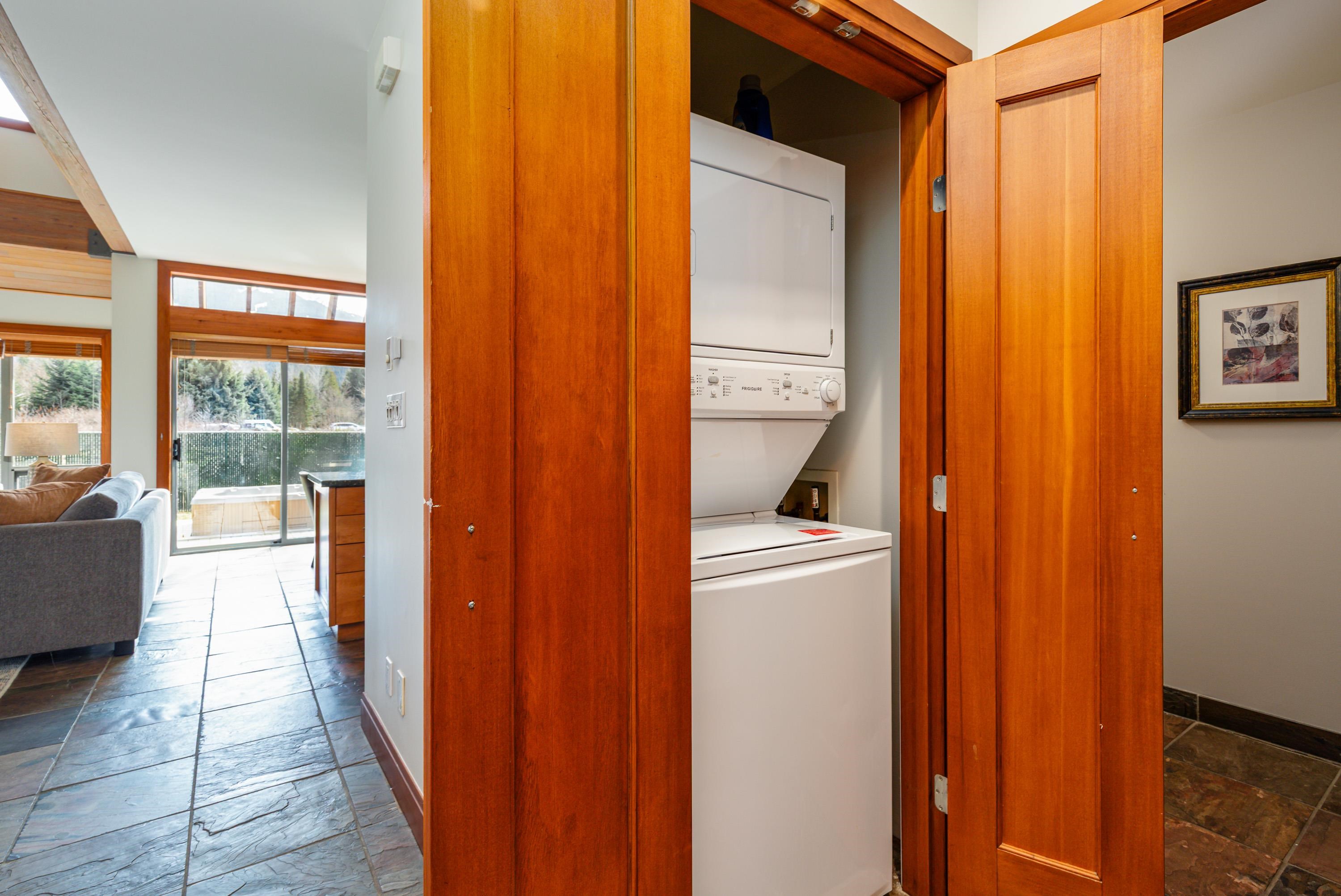 Week B 4726 SETTEBELLO DRIVE Unit: Week B
