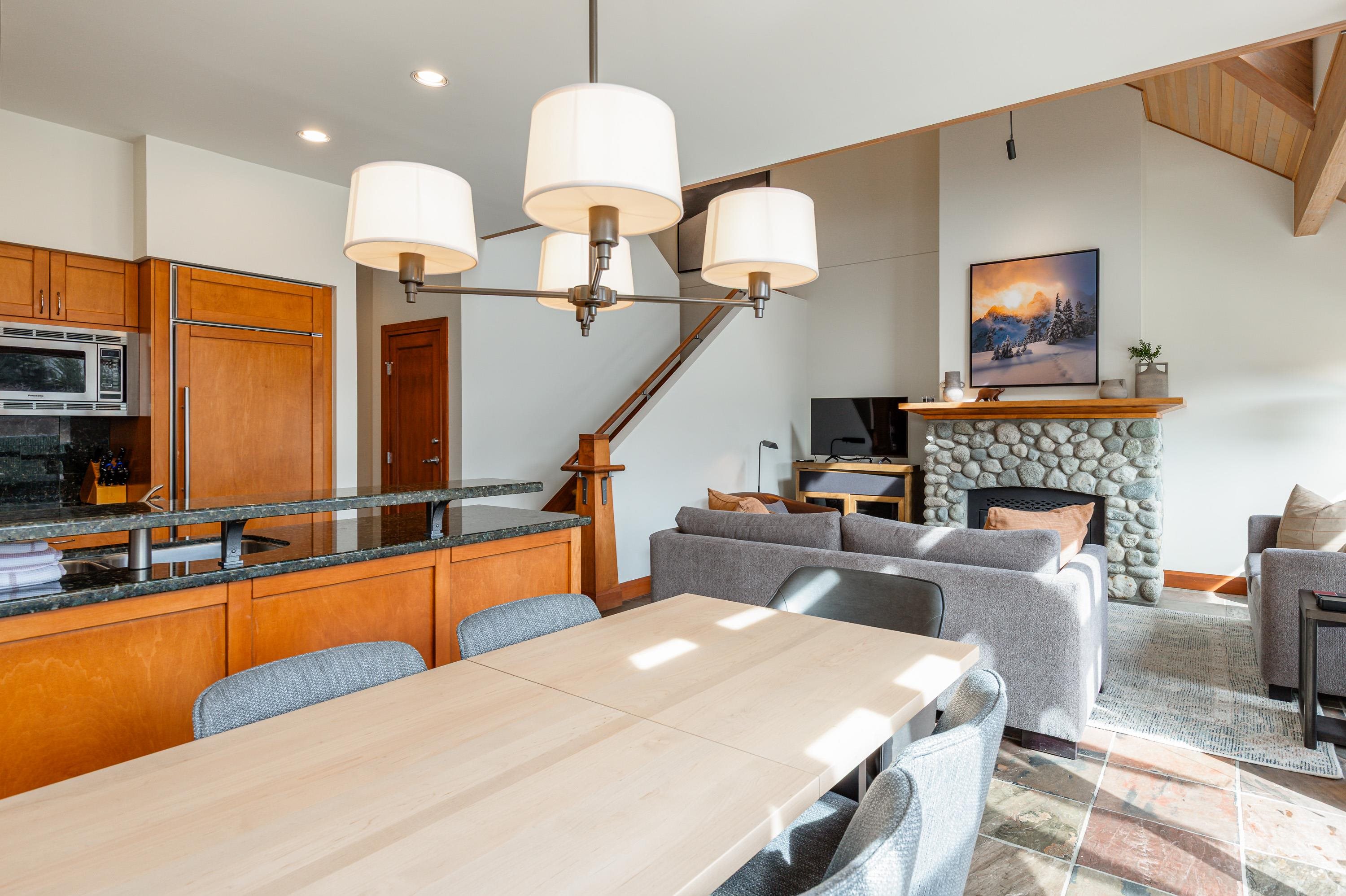 Week B 4726 SETTEBELLO DRIVE Unit: Week B