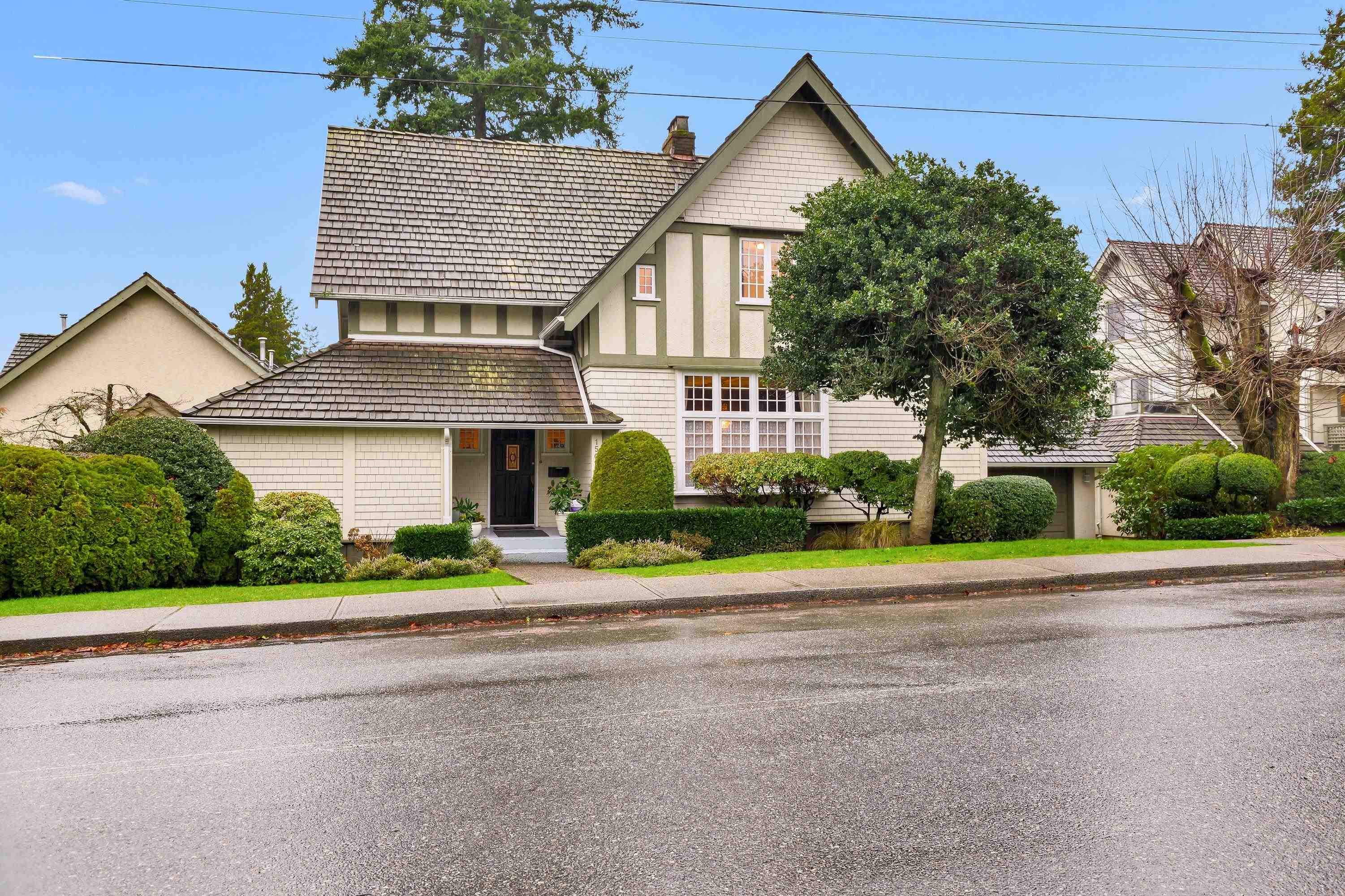1509 MAHON AVENUE