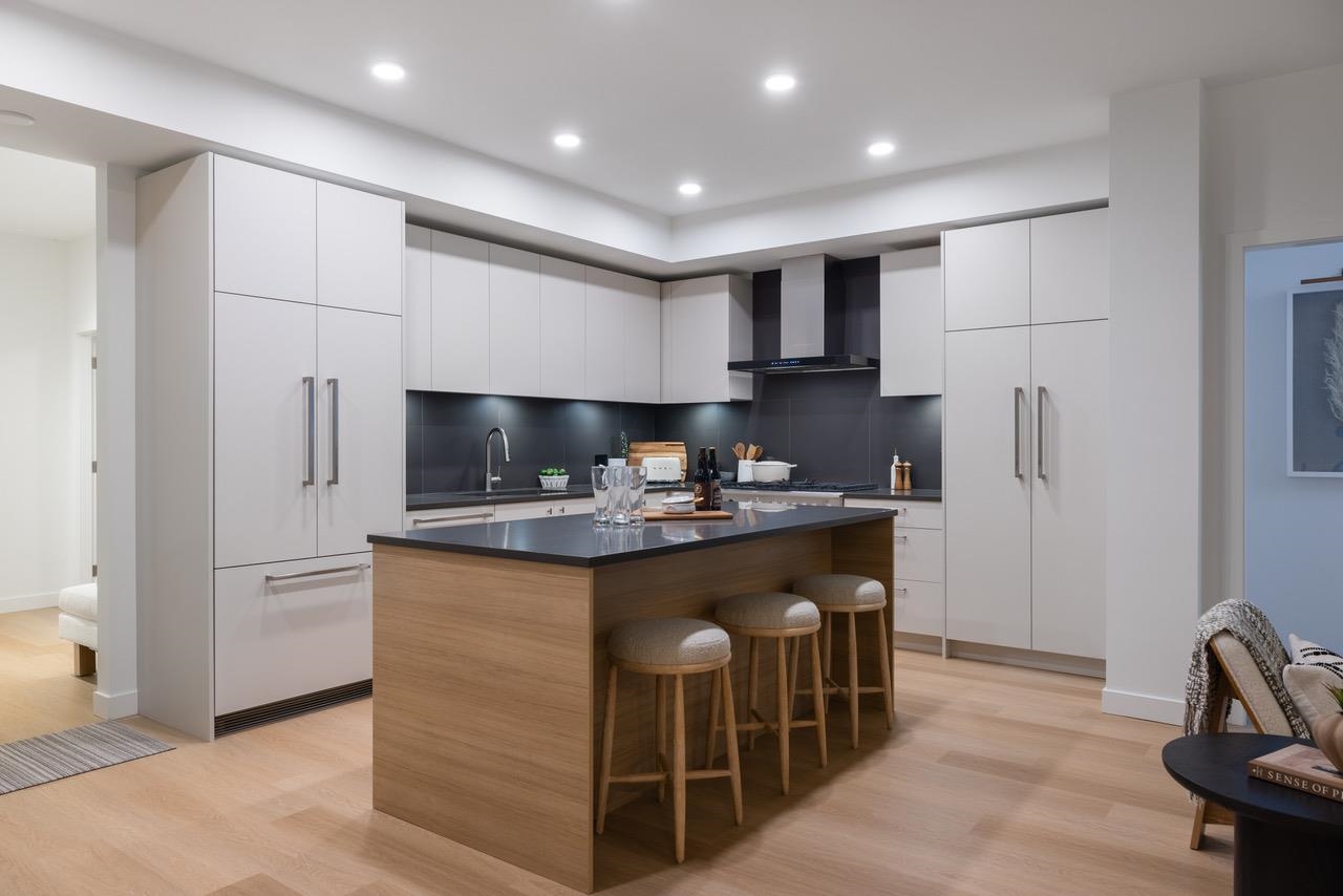 403 4909 ELLIOTT STREET Unit: 403