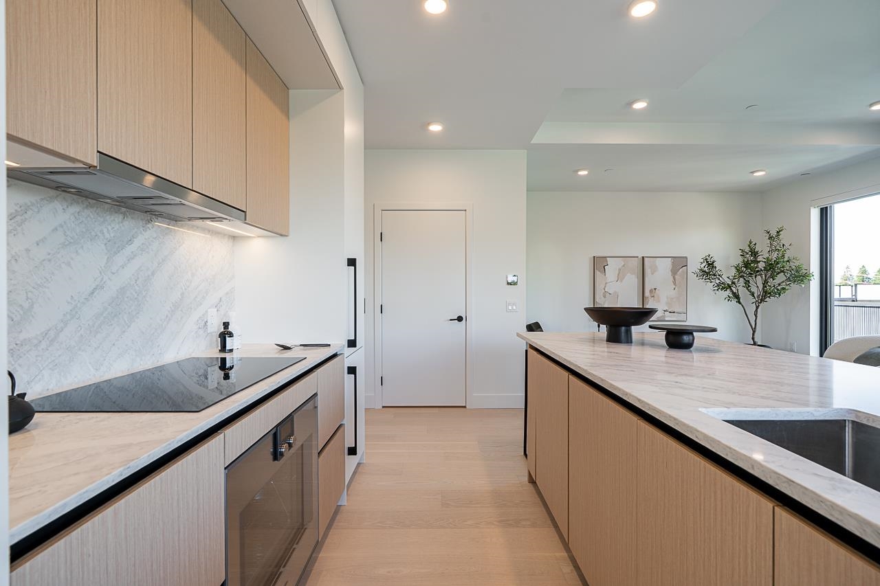 202 539 W 28TH AVENUE Unit: 202