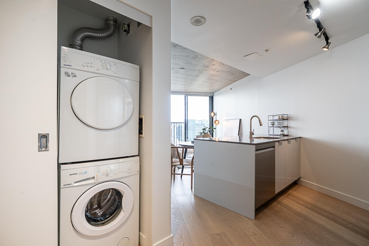 3309 128 W CORDOVA STREET Unit: 3309