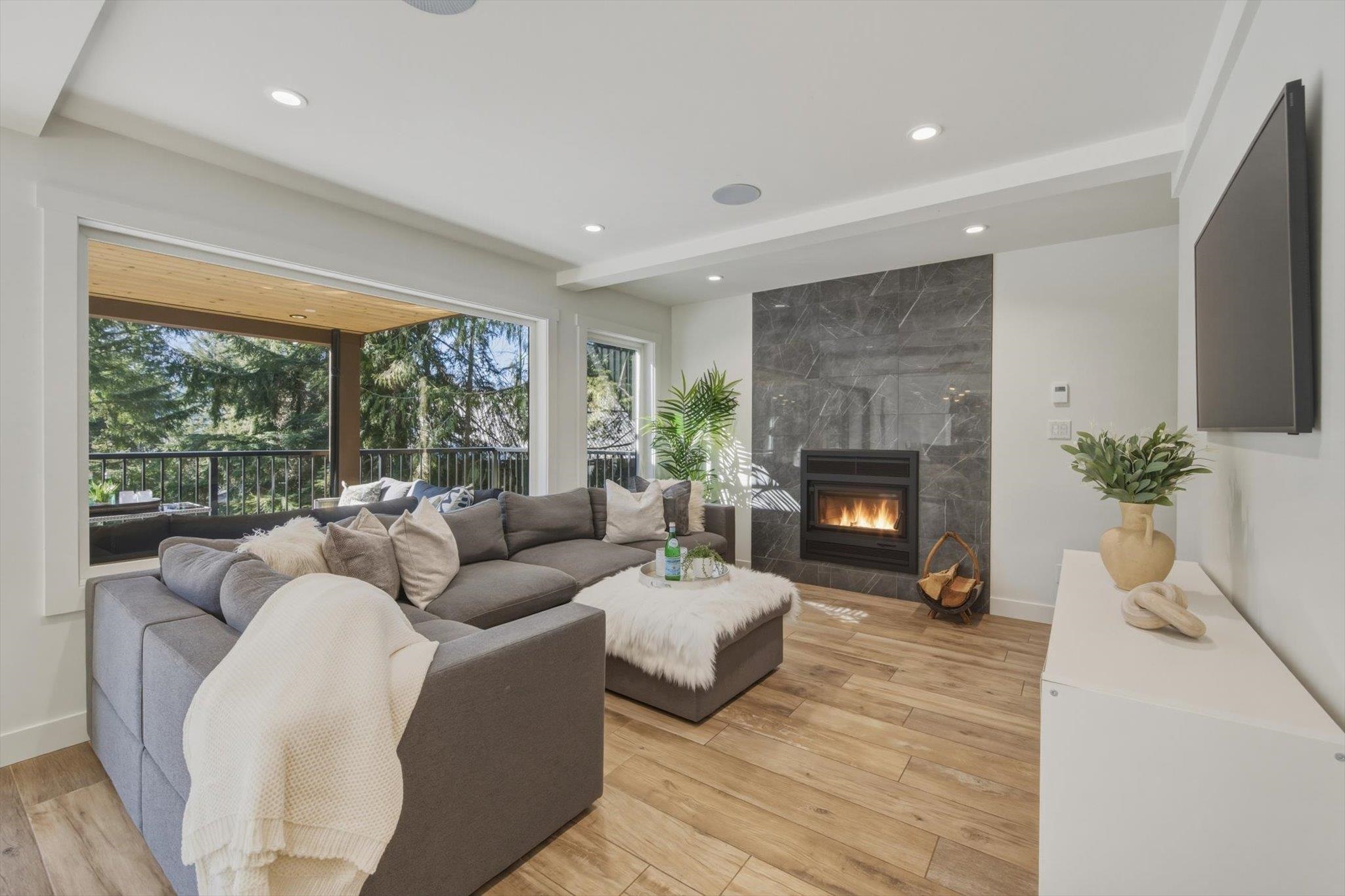 8353 RAINBOW DRIVE