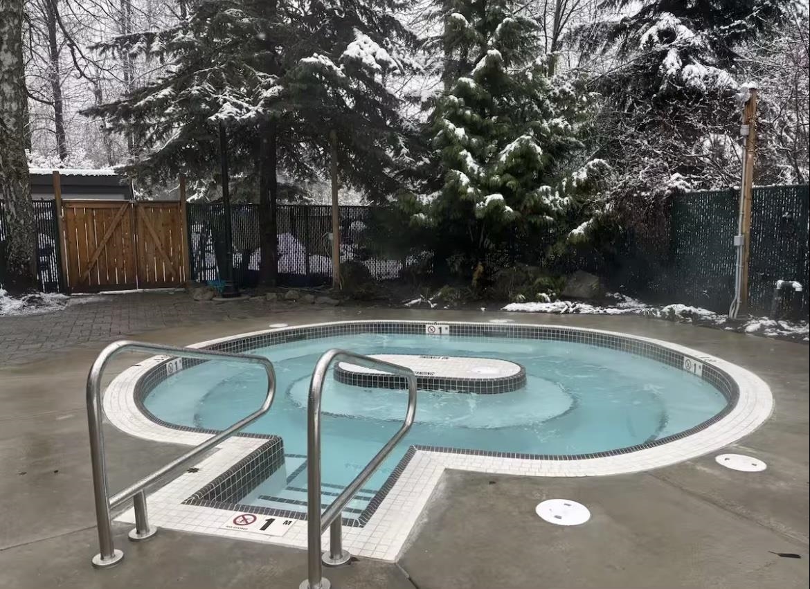 100 2021 KAREN CRESCENT