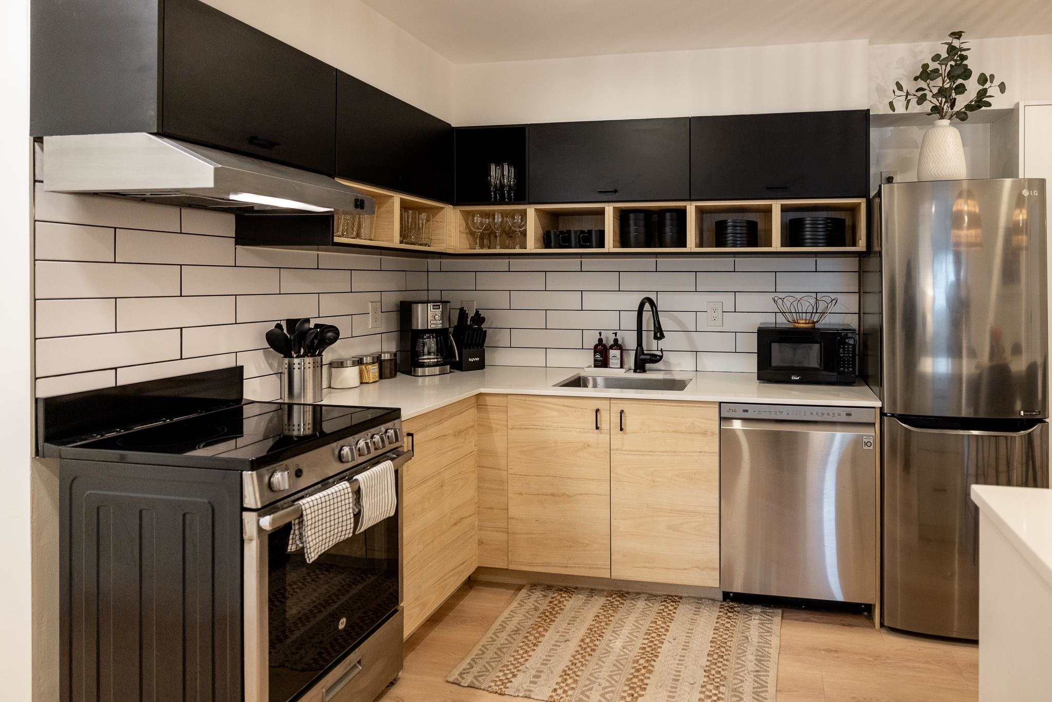 100 2021 KAREN CRESCENT