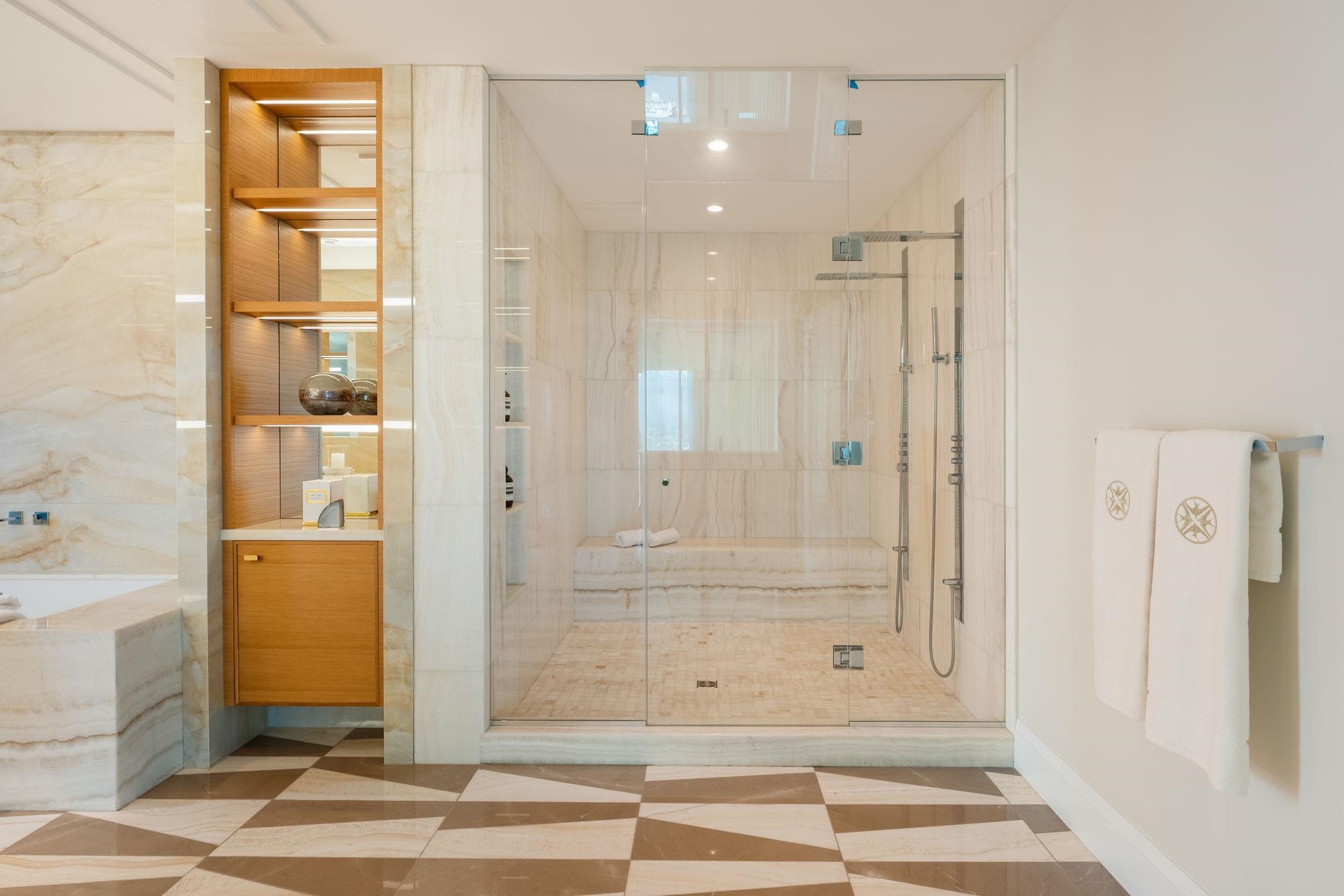 PH3101 277 THURLOW STREET Unit: PH3101