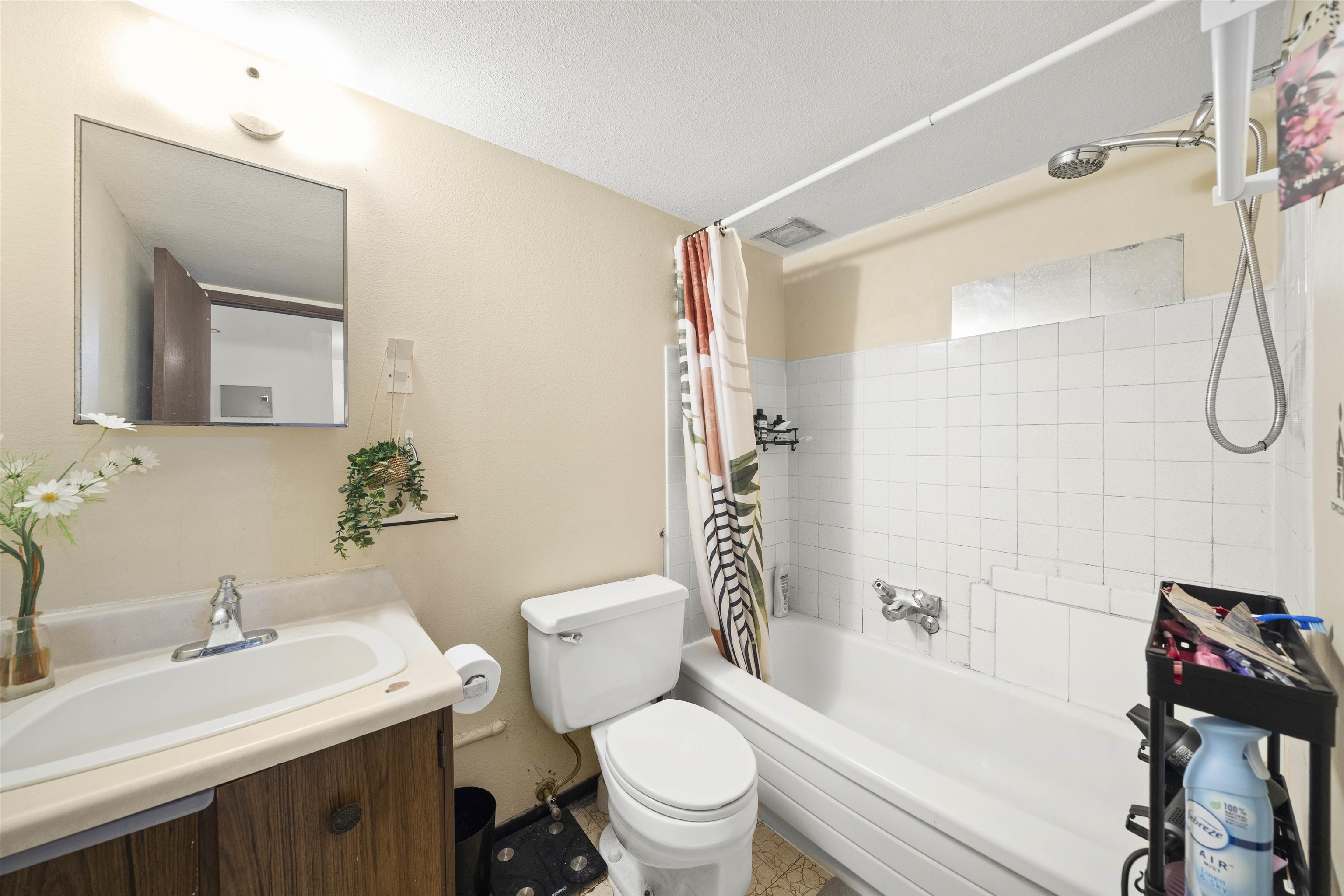 313 1330 BURRARD STREET Unit: 313