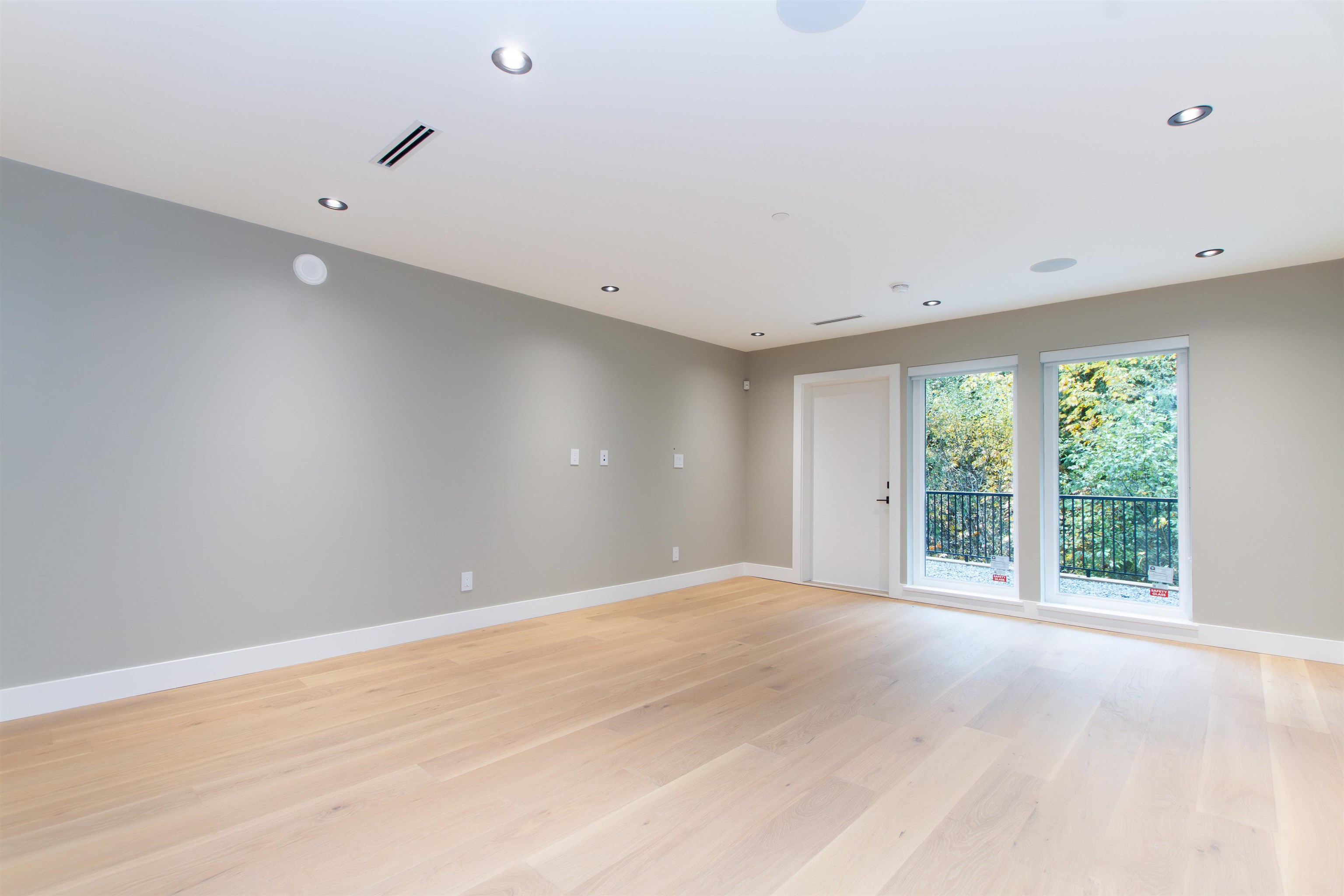 39 3385 MAMQUAM ROAD Unit: 39