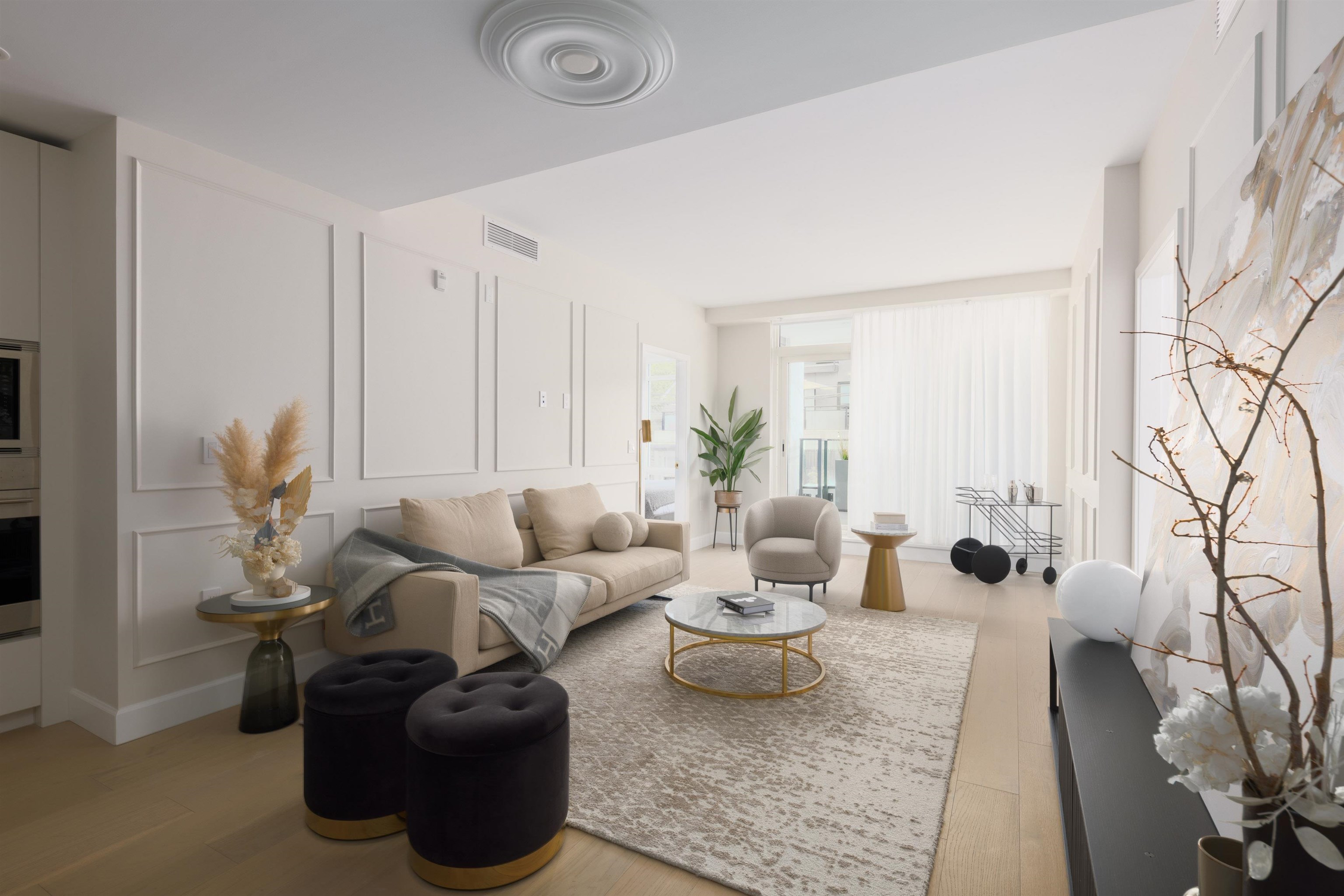 205 3668 W 10TH AVENUE Unit: 205