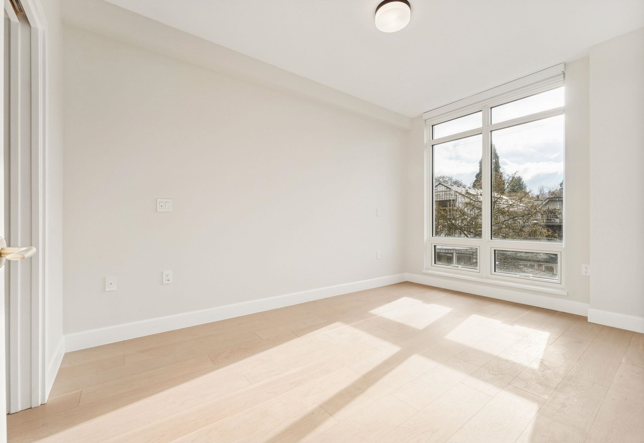 304 3668 W 10TH AVENUE Unit: 304
