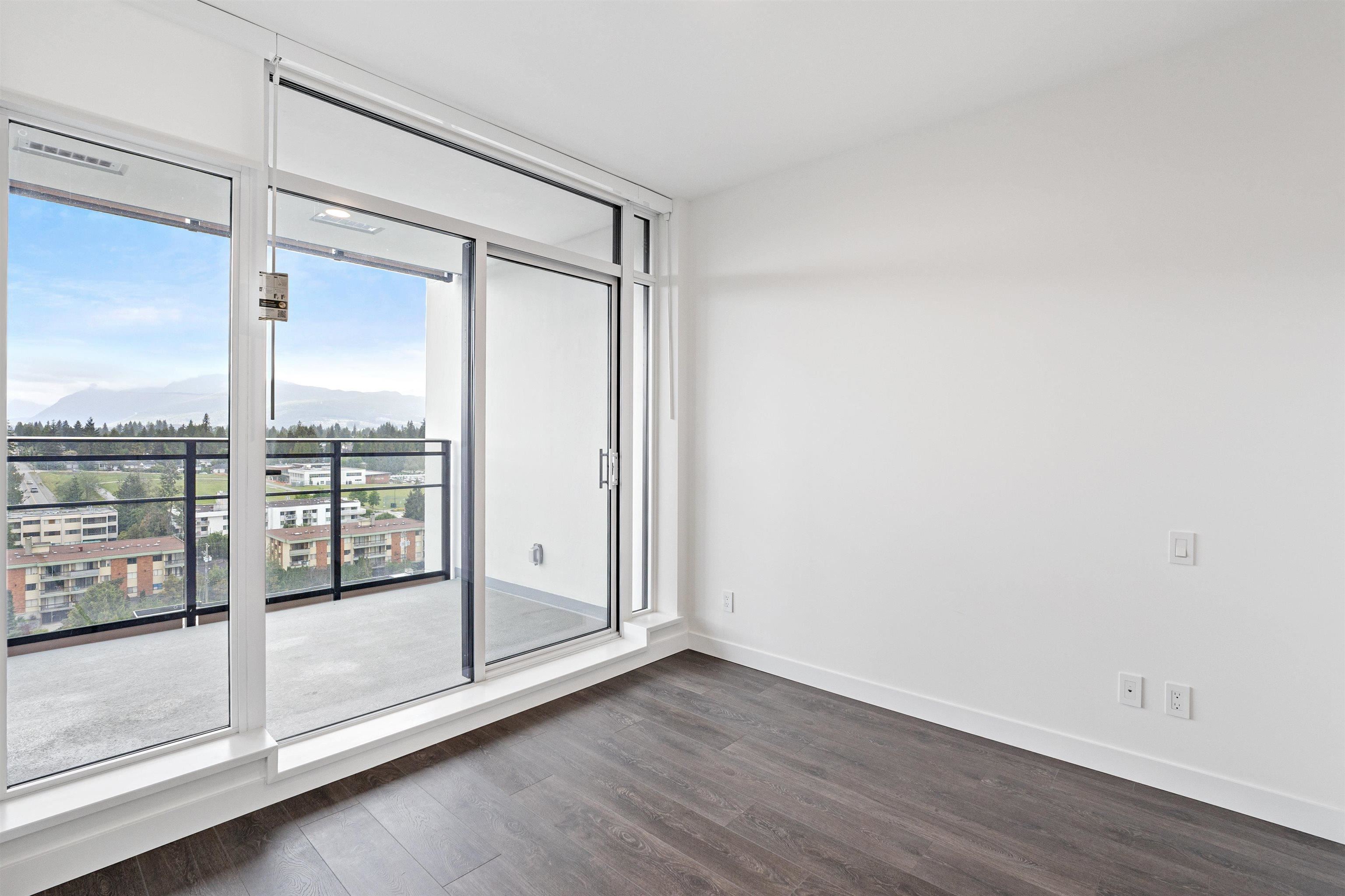 1008 1045 AUSTIN AVENUE Unit: 1008
