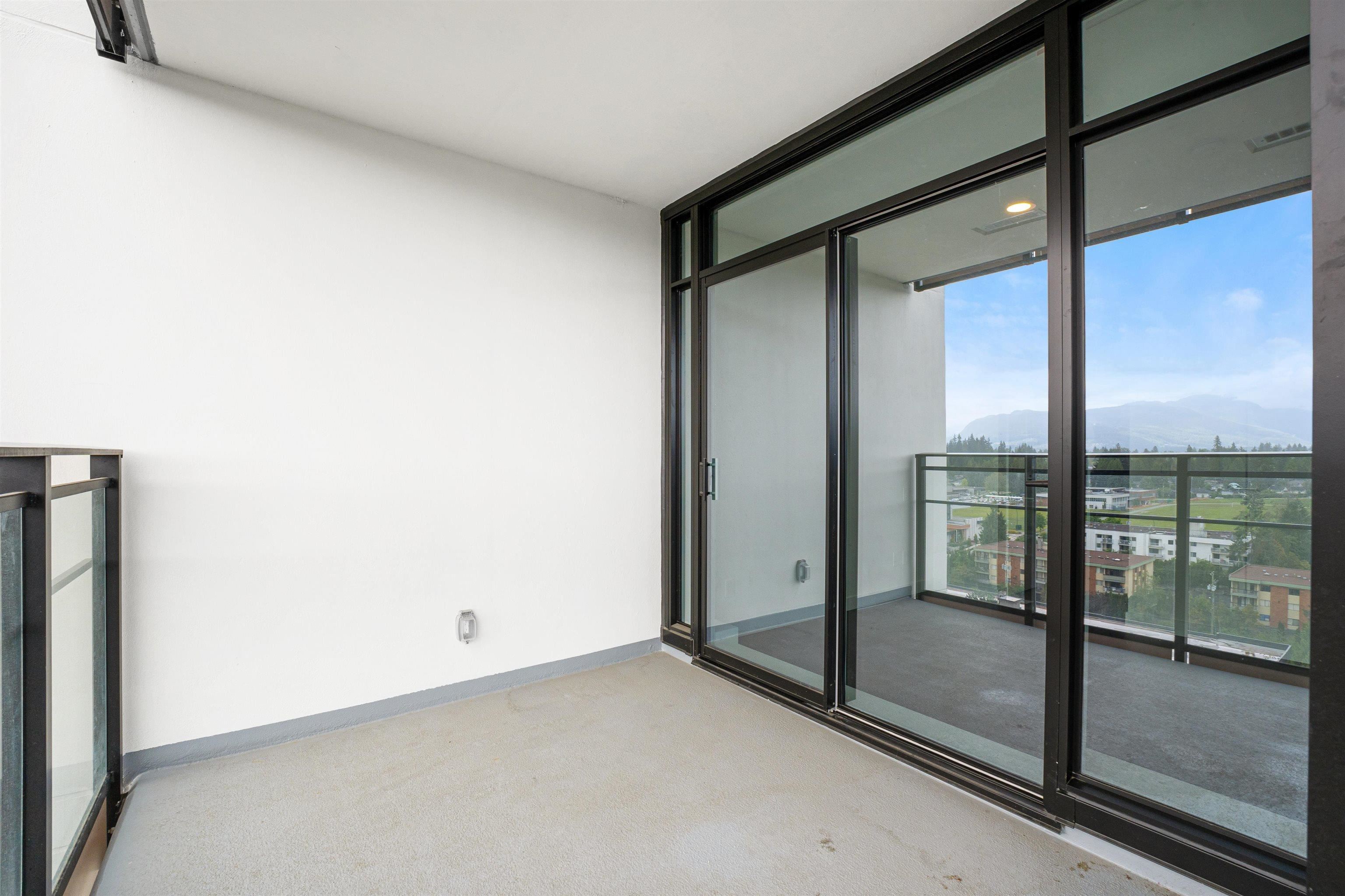 1008 1045 AUSTIN AVENUE Unit: 1008