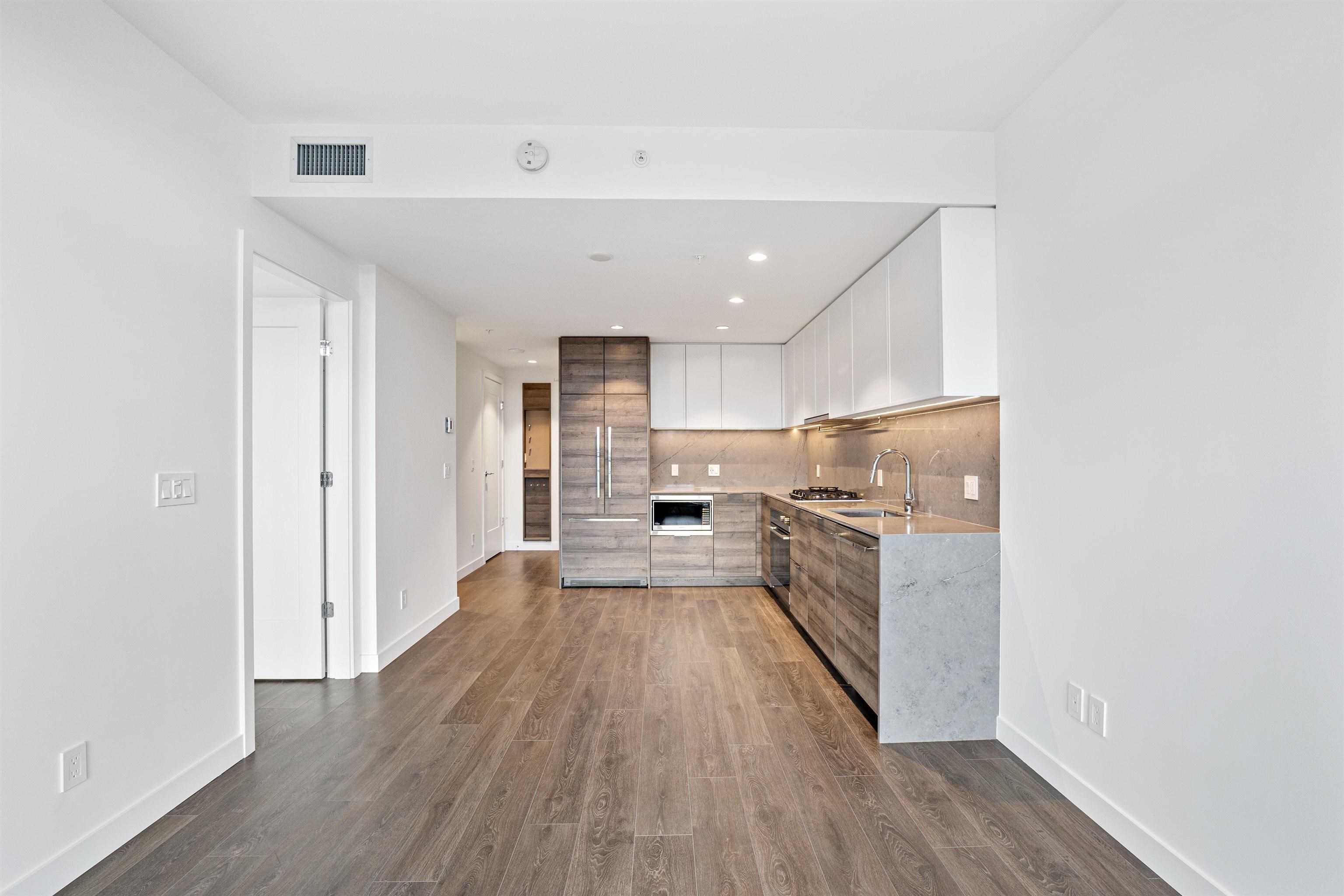 1008 1045 AUSTIN AVENUE Unit: 1008