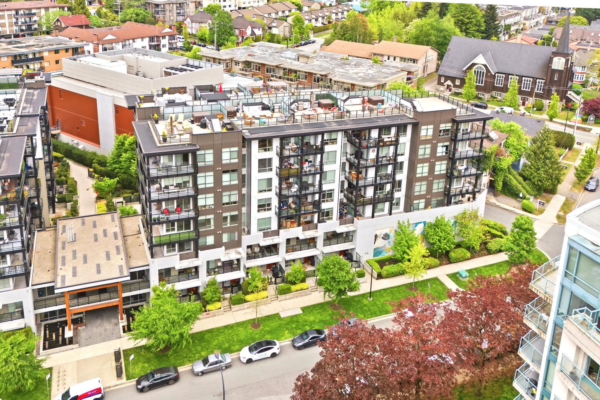 607 128 E 8TH STREET Unit: 607
