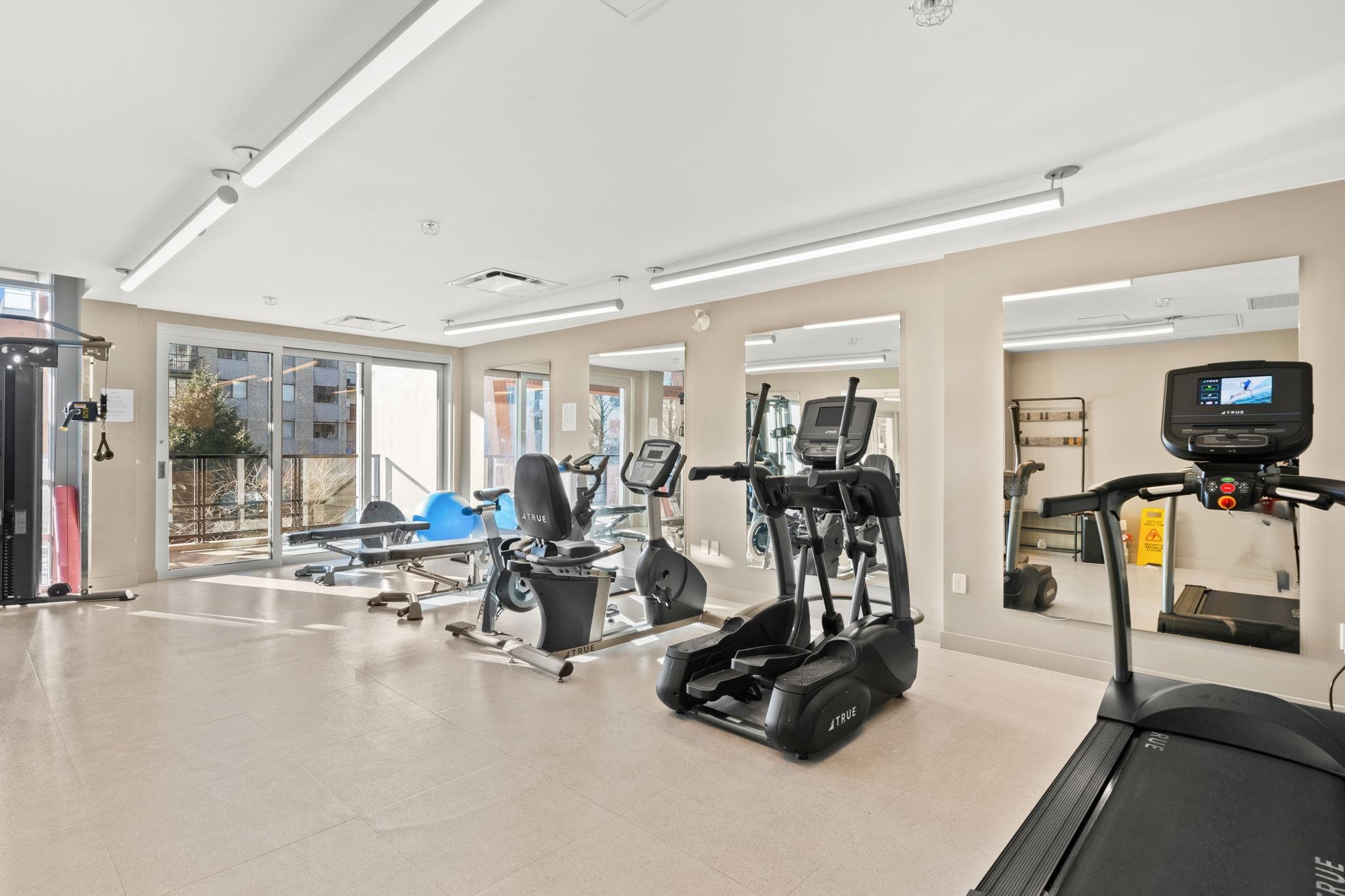 607 128 E 8TH STREET Unit: 607