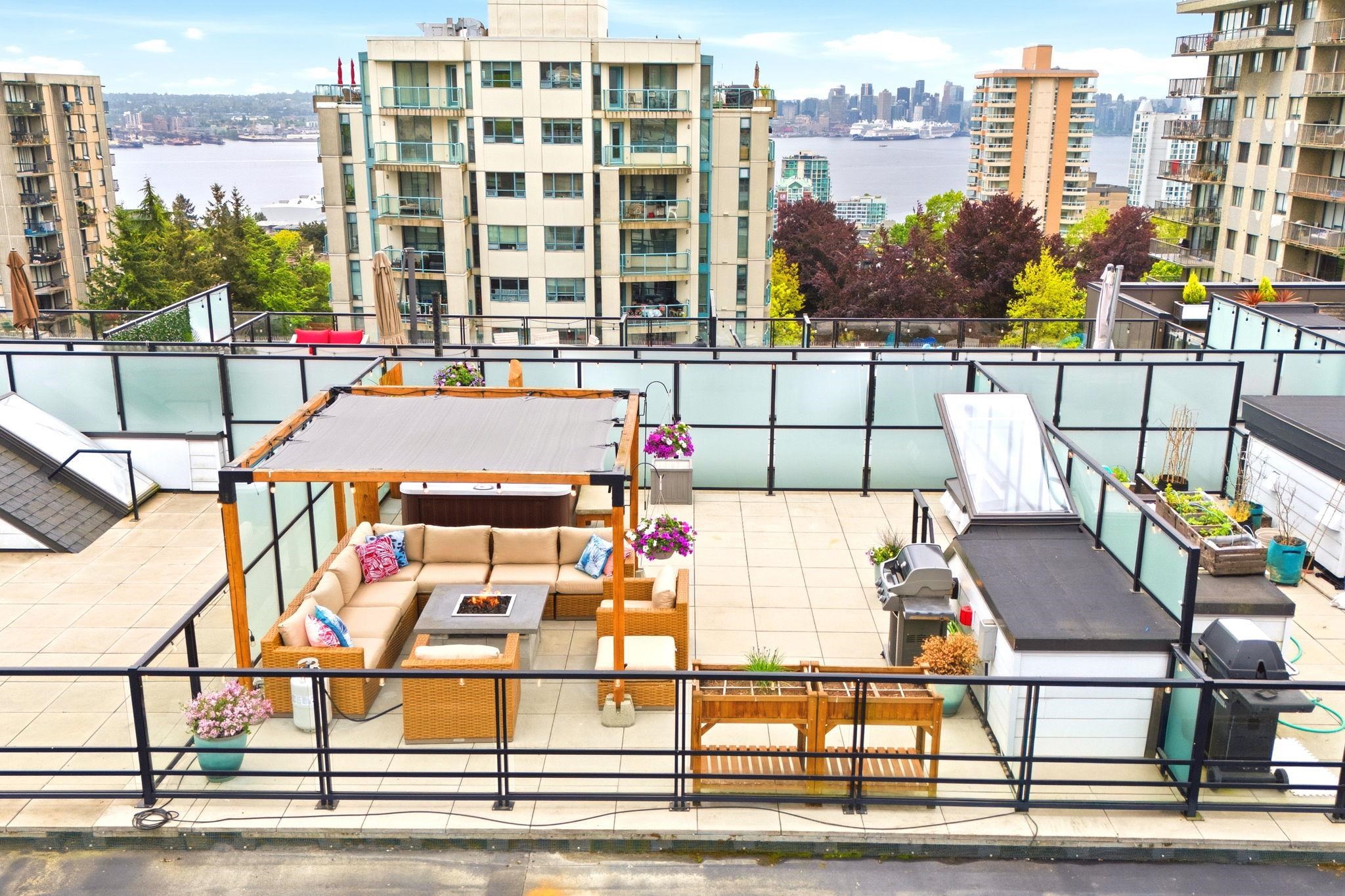 607 128 E 8TH STREET Unit: 607