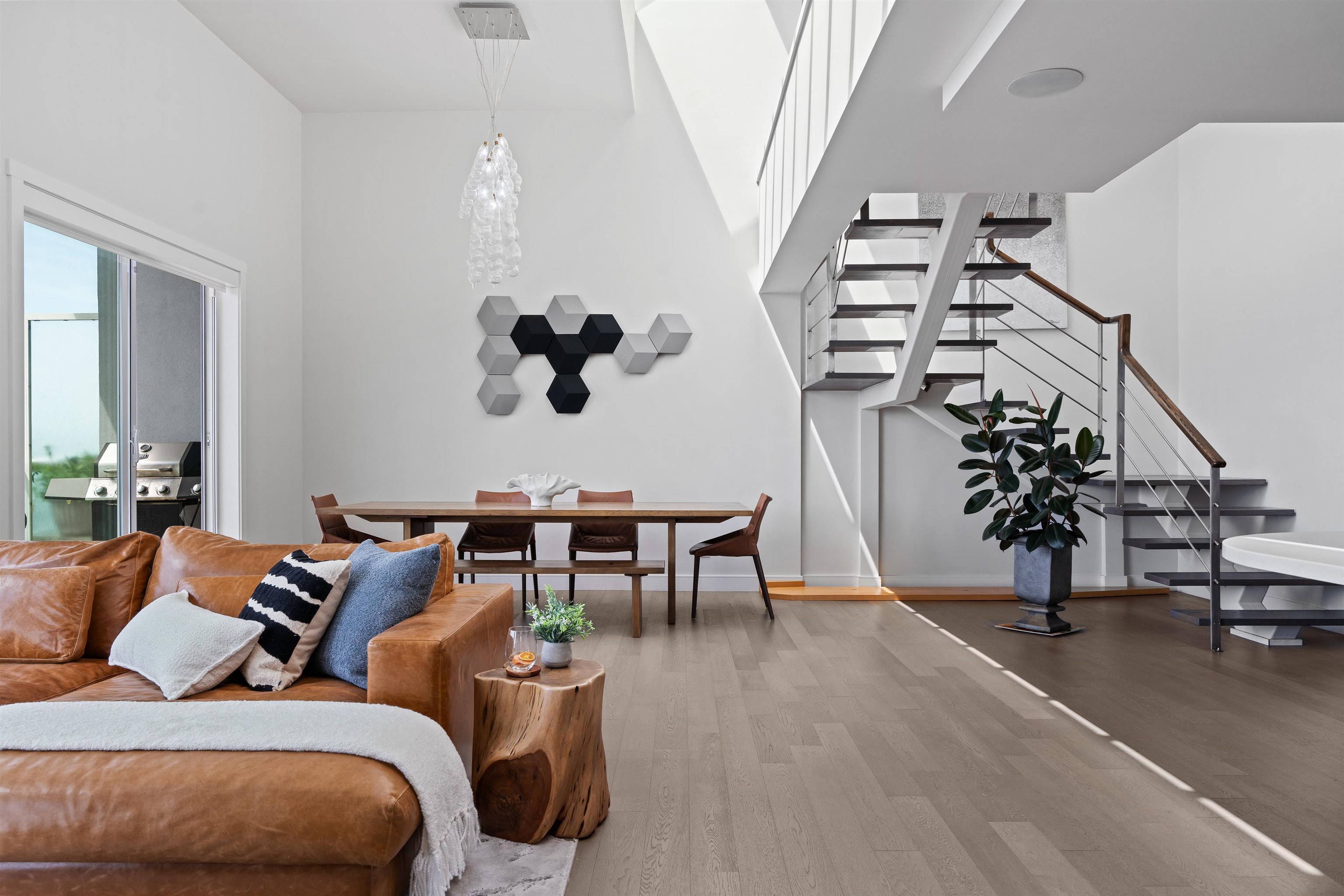 2403 1500 HOWE STREET Unit: 2403