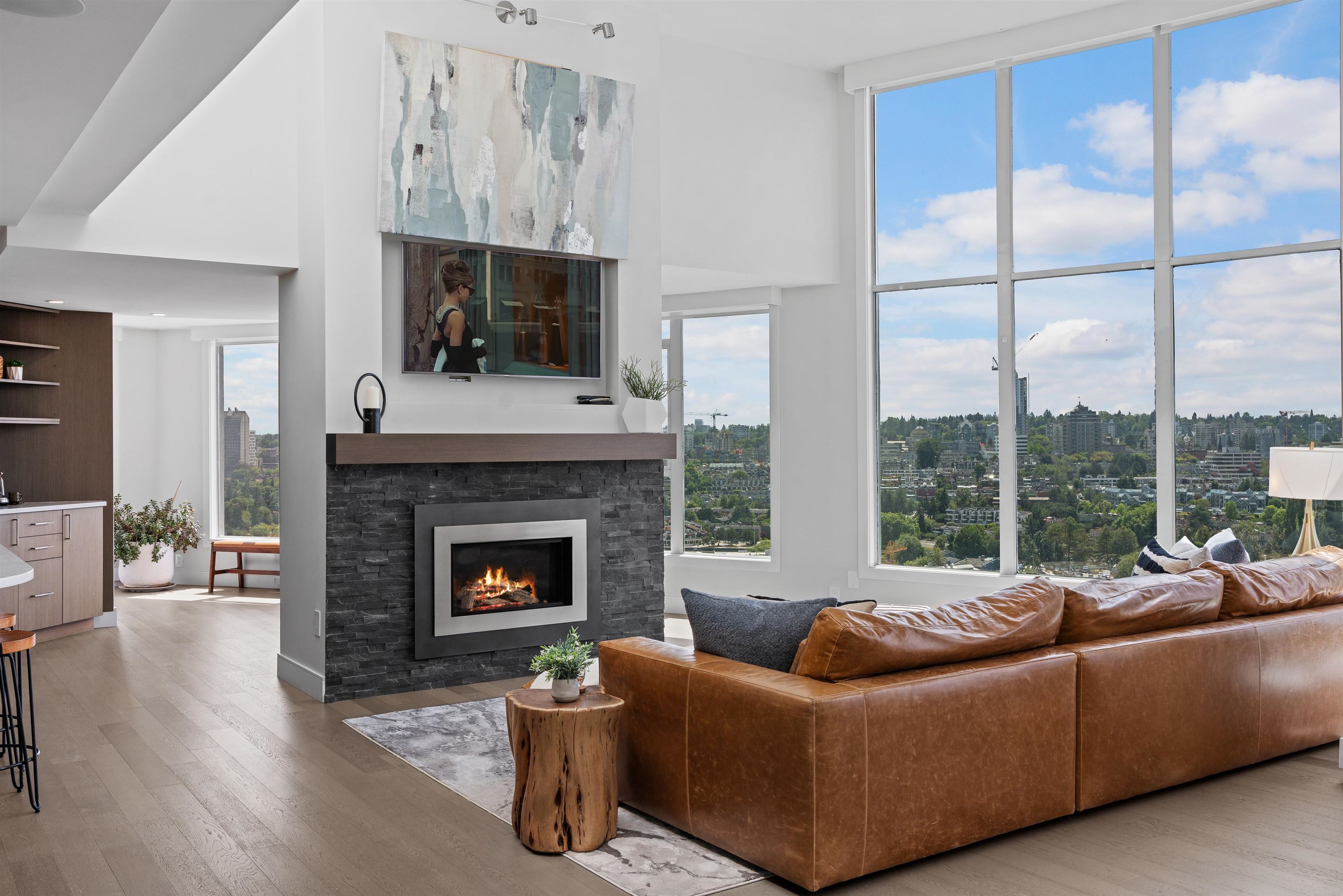 2403 1500 HOWE STREET Unit: 2403