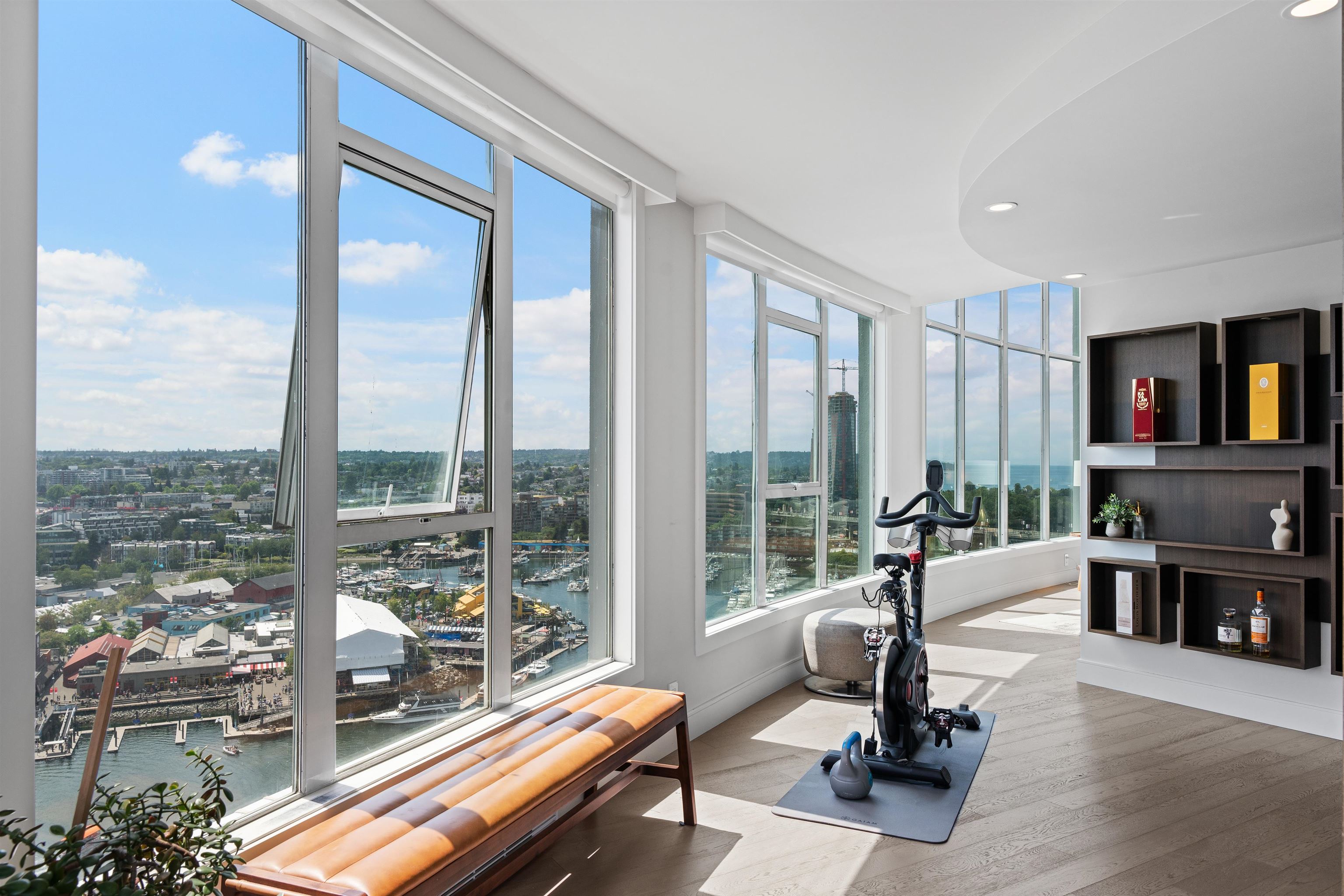 2403 1500 HOWE STREET Unit: 2403