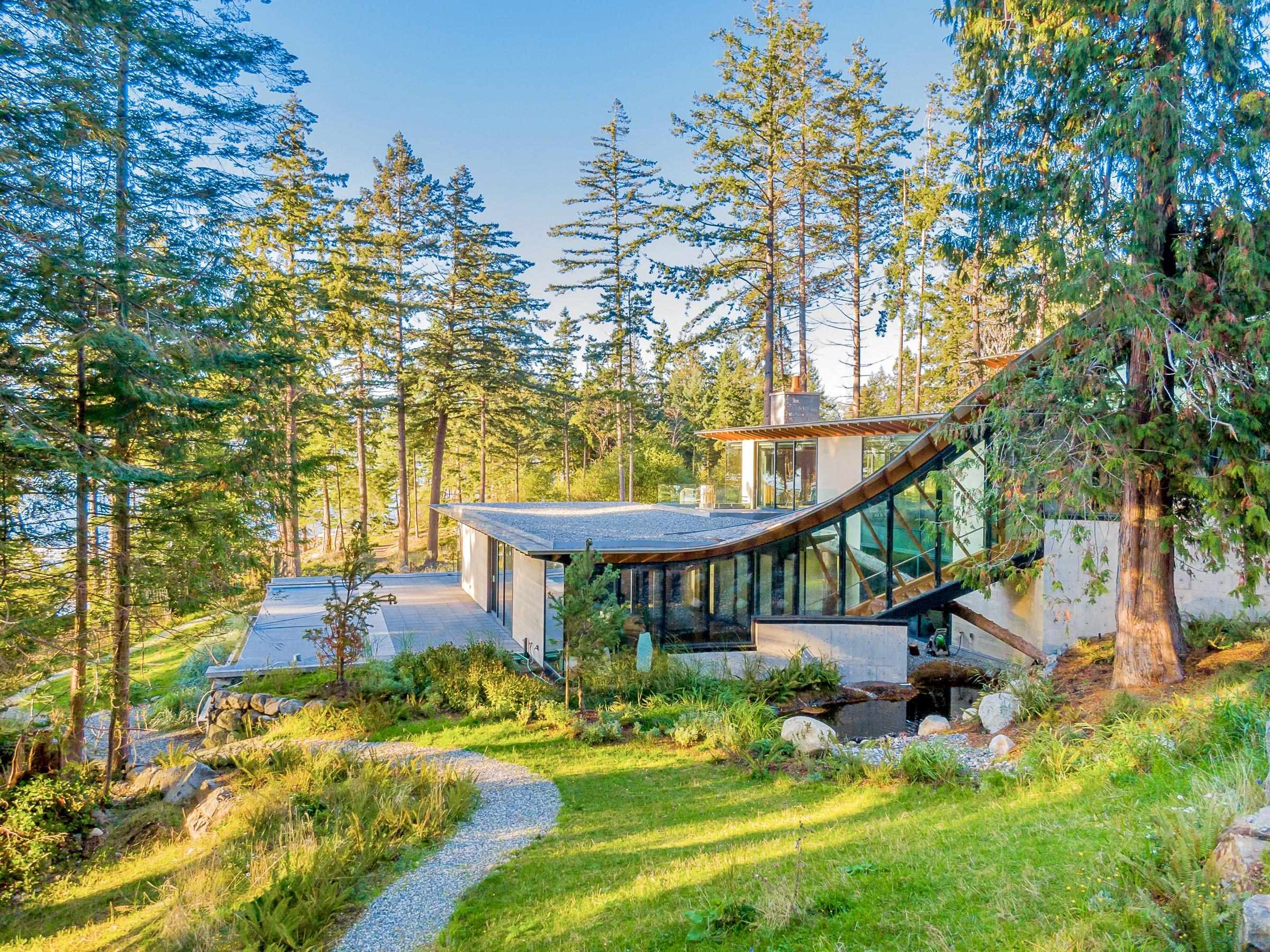 1840 LIGHTHOUSE LANE